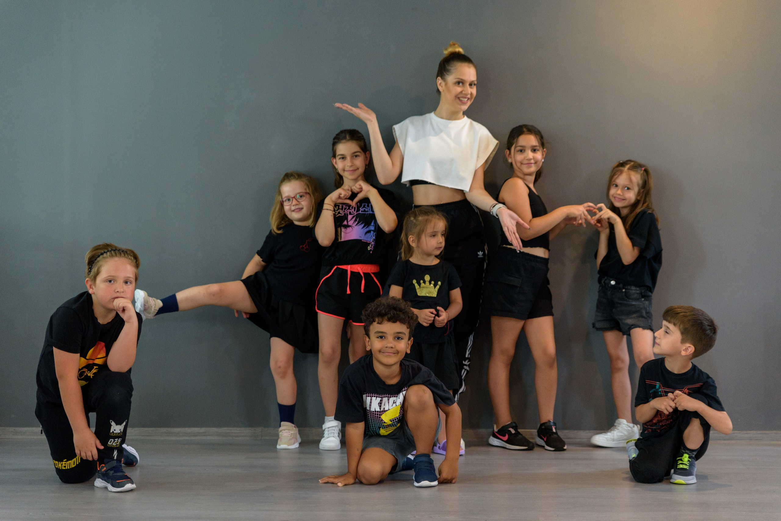 Fotograf corporate, sedinta foto business, pret fotograf corporate, Servicii Profesionale pentru Evenimente de Business, Portrete business, fotografii pentru evenimente organizate de companii, fotografie de produs, Poze business bucuresti, Fotografii profesionale bucuresti,Fotografii portret profesionale