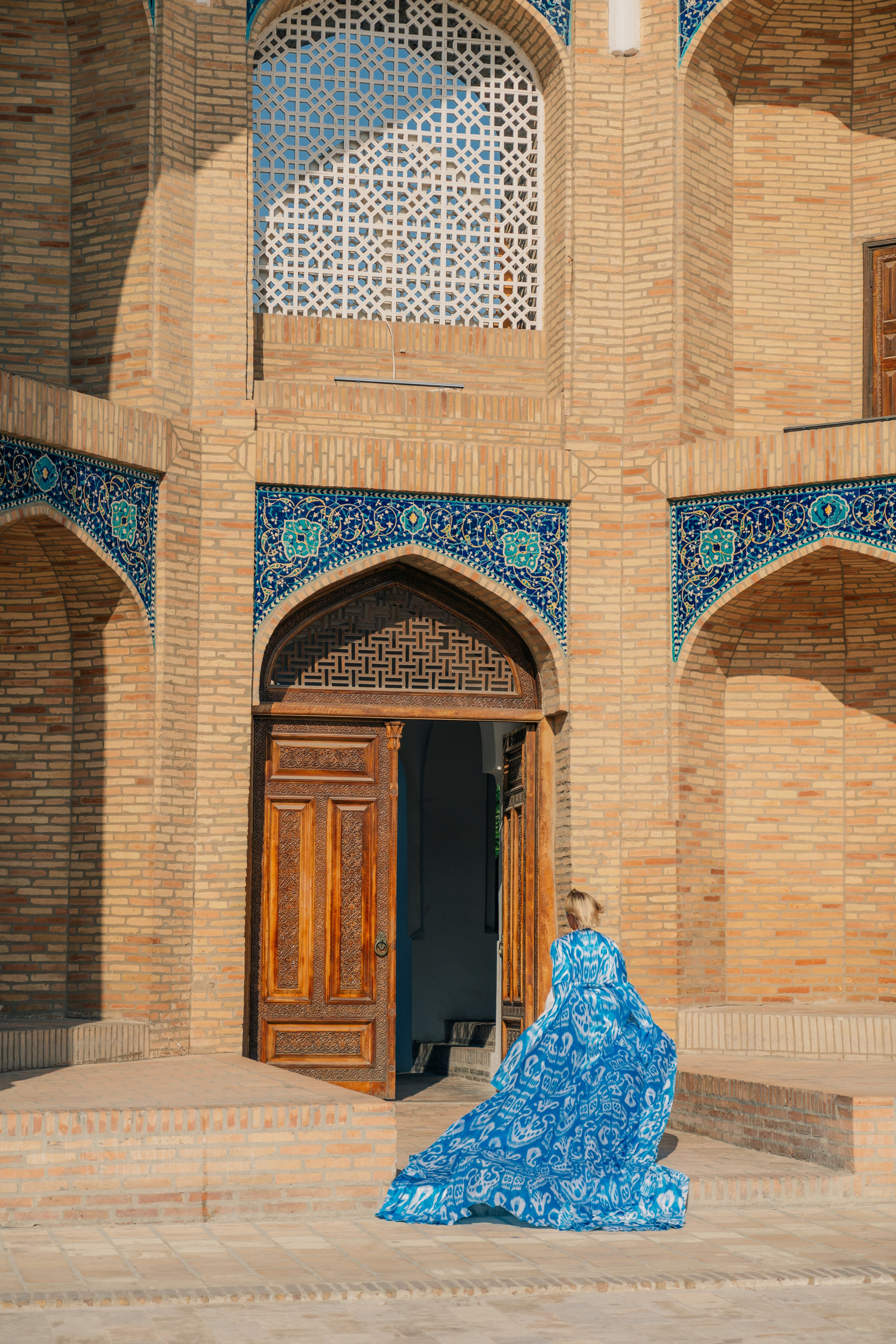 Air sky. Photographer in Uzbekistan and Samarkand Djasur Marupov