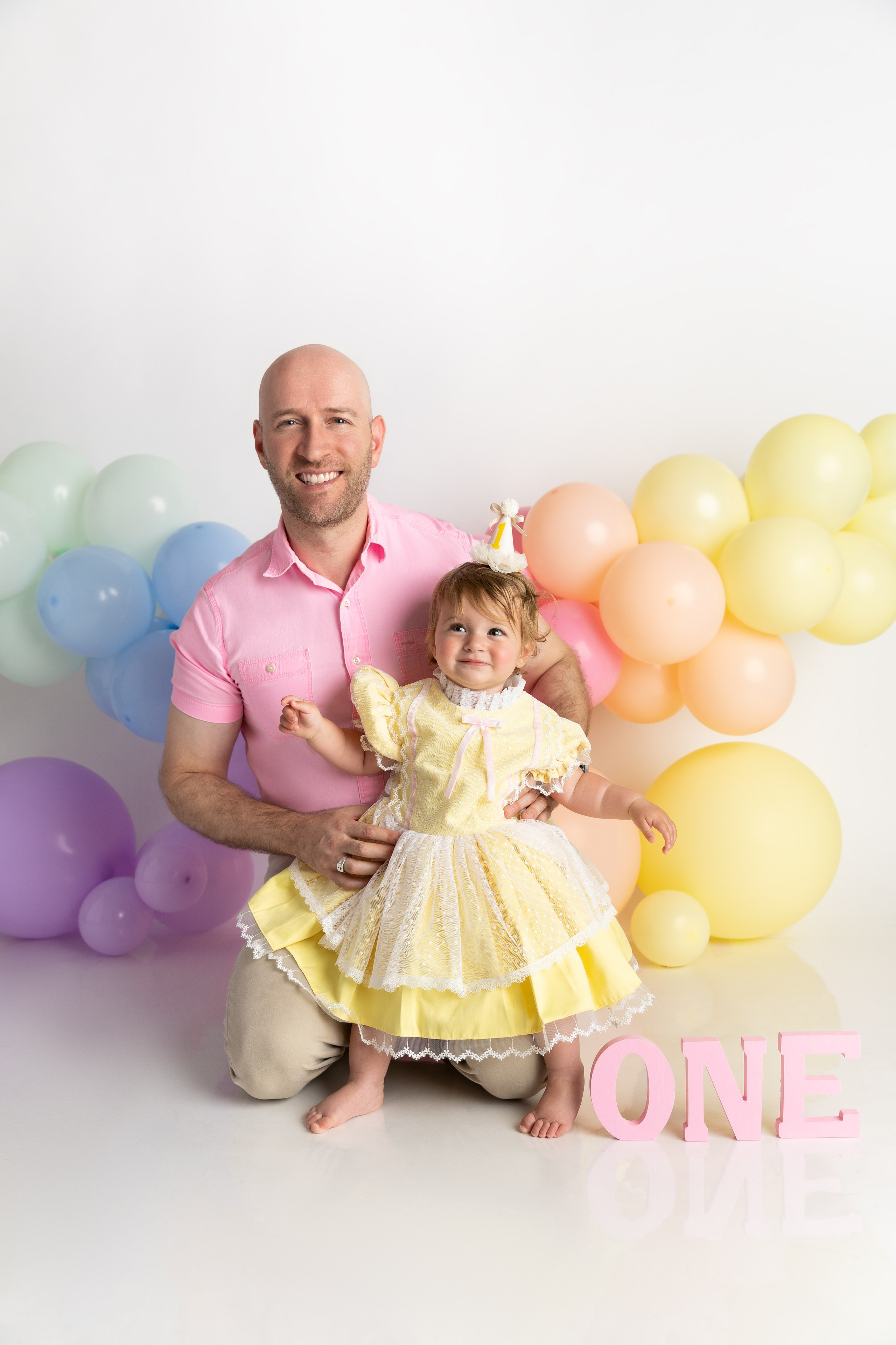 Smash cake photo session in Miami. Miami Family and Event Photographer