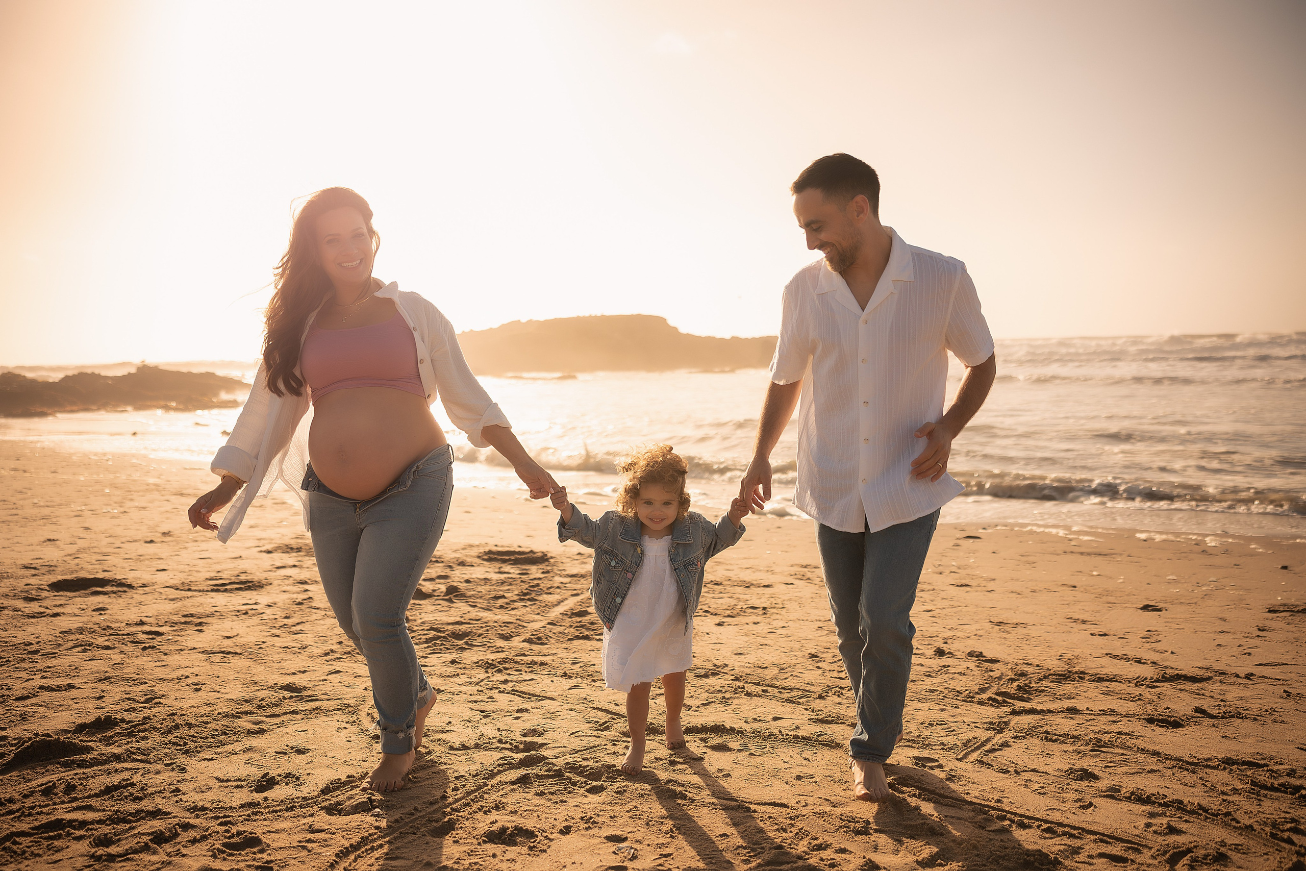 FAMILY & MATERNITY PHOTOGRAPHY. Couples & Families photographer in Bay Area, San Jose, California