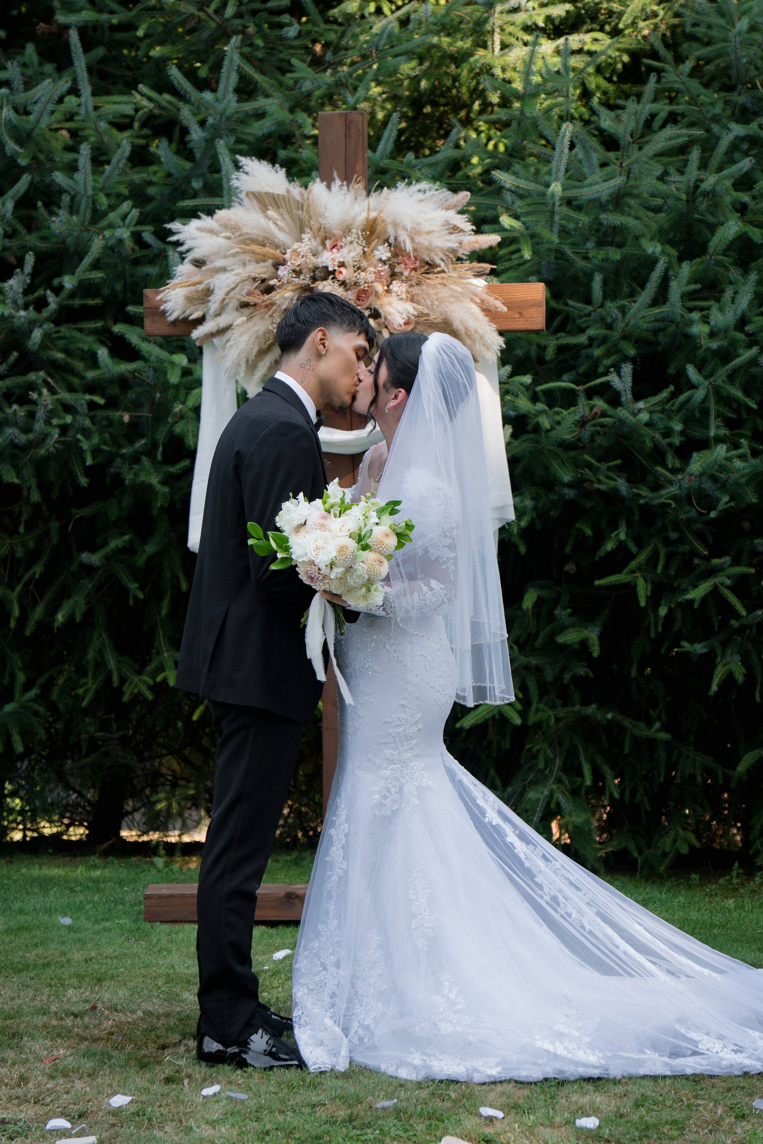 Arianna and Cristopher | Intimate Wedding. Photographer in Washington Sophia D