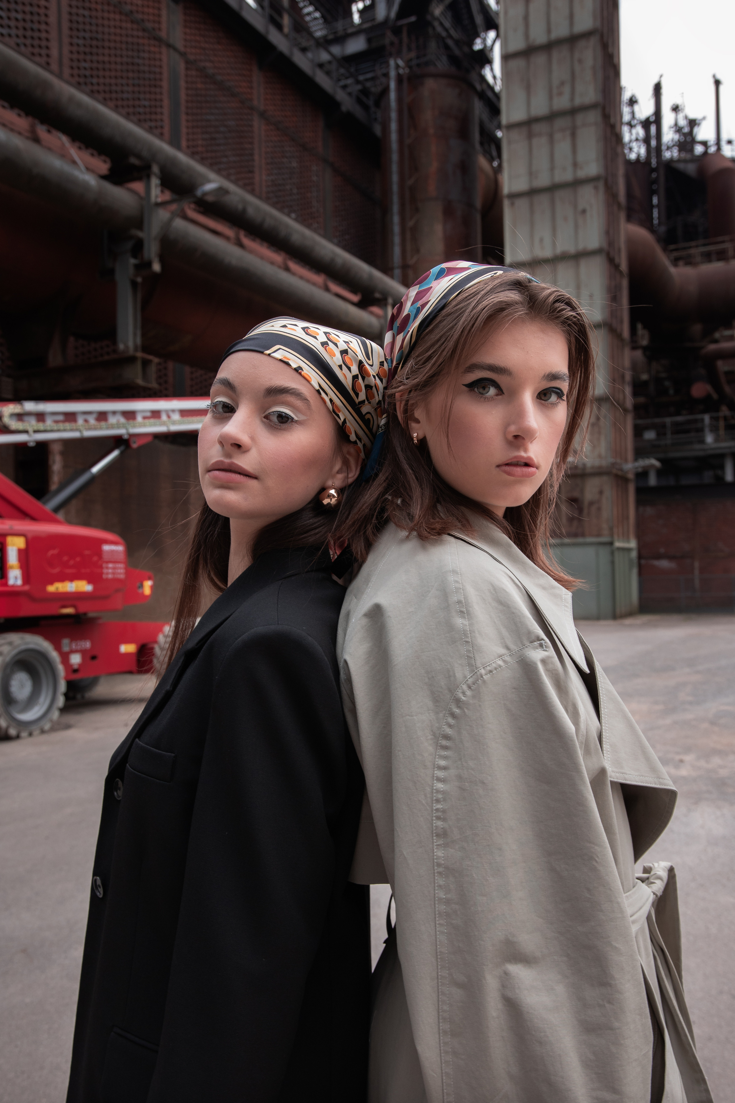 Maja und Amelina. Familien & Hochzeitfotografin Nadja Holzmann