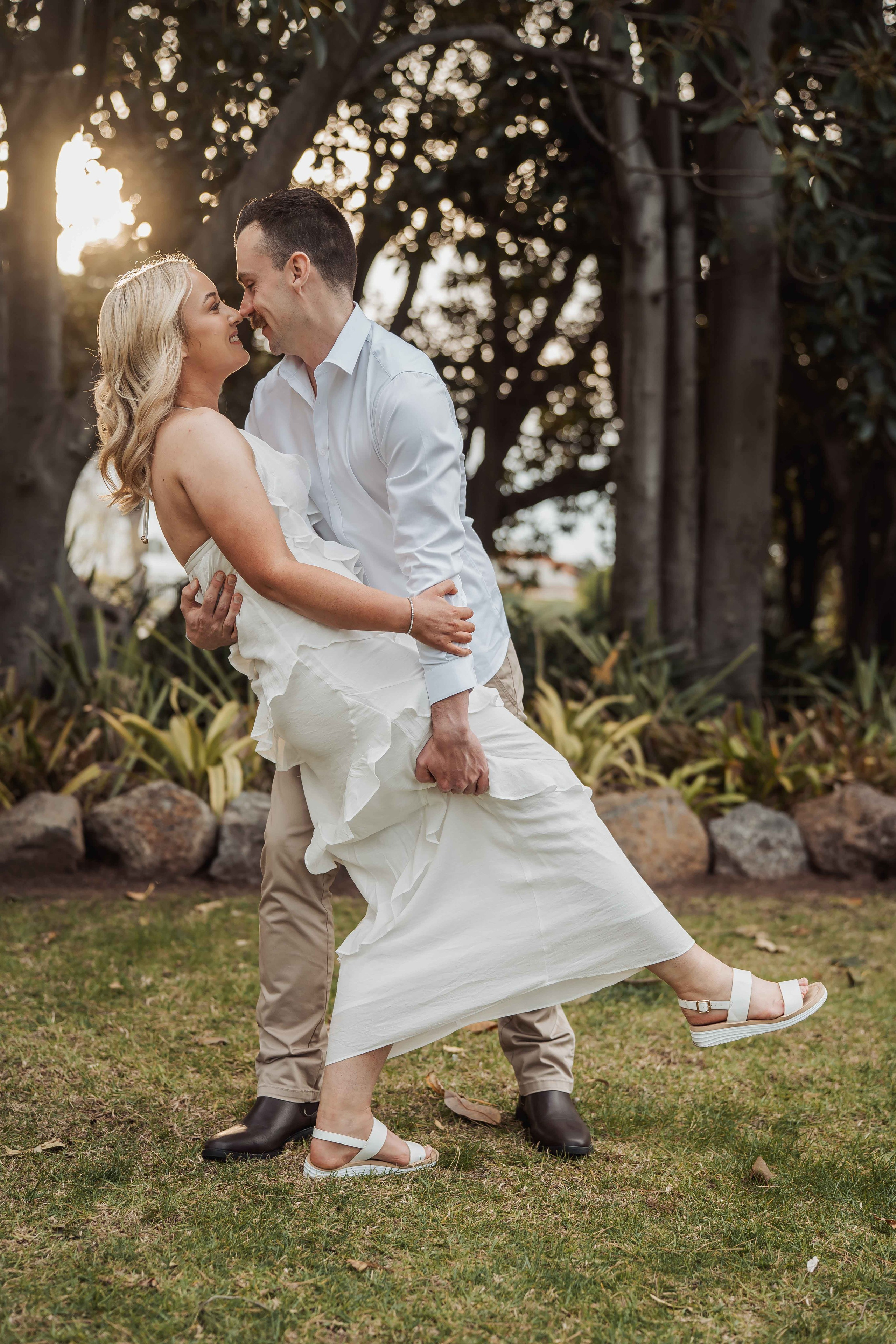 Melbourne pre-wedding photographer, engagement session Melbourne, pre-wedding shoot Victoria.