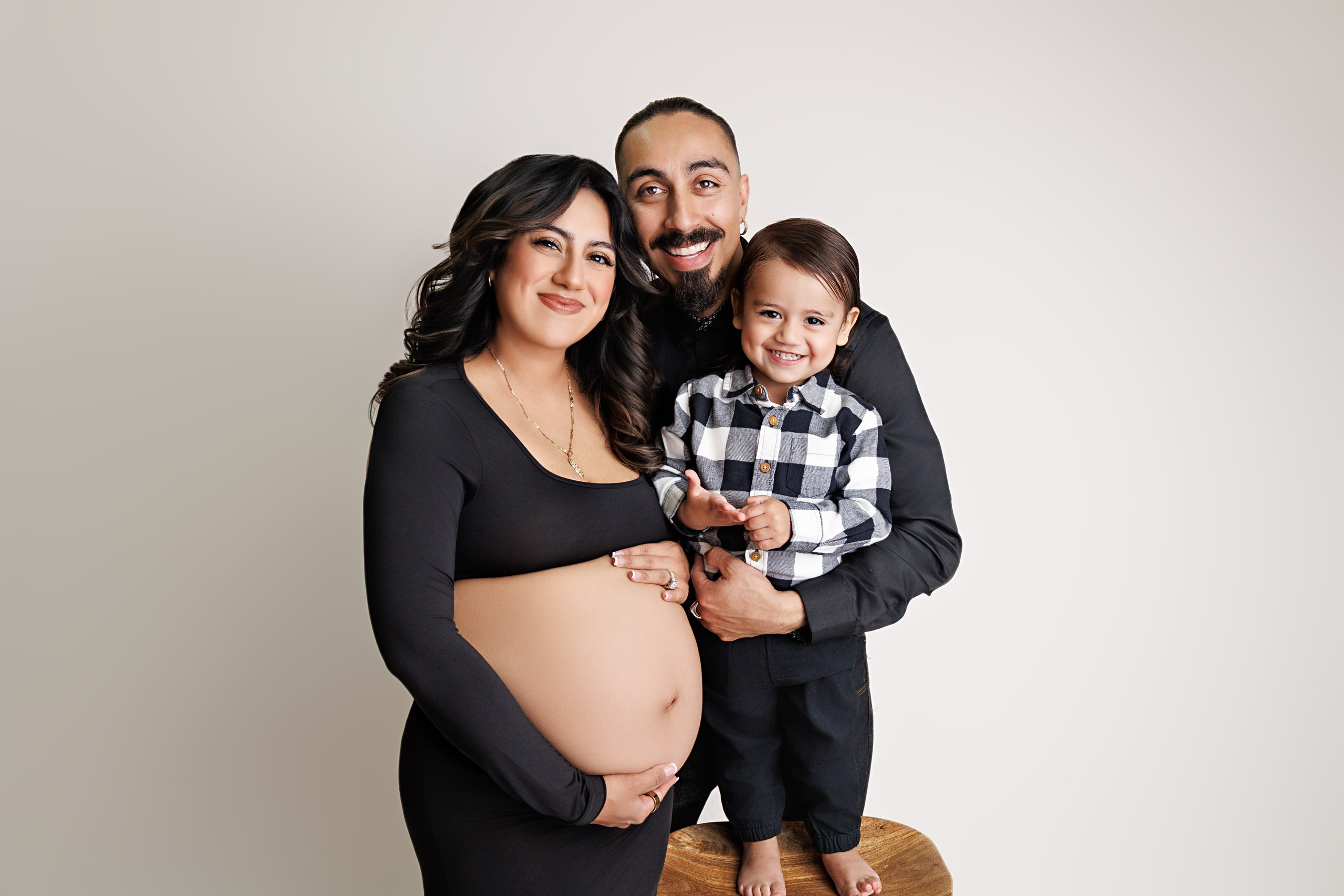 Maternity. Mary Newborn Photo