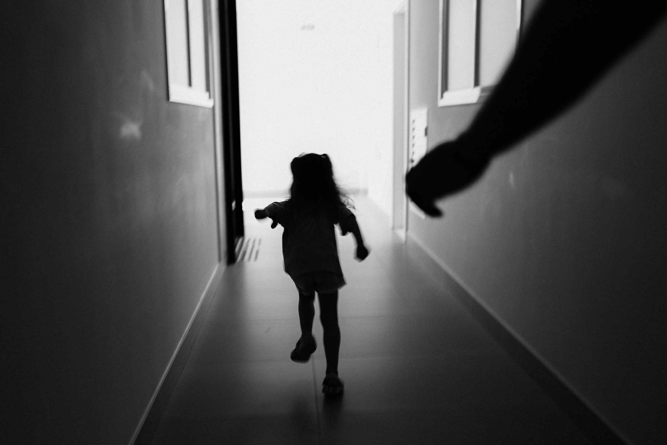 A espera da Iris parte 2. Fotografa documental de familia e nascimento em Florianópolis SC Daria Ermolaev