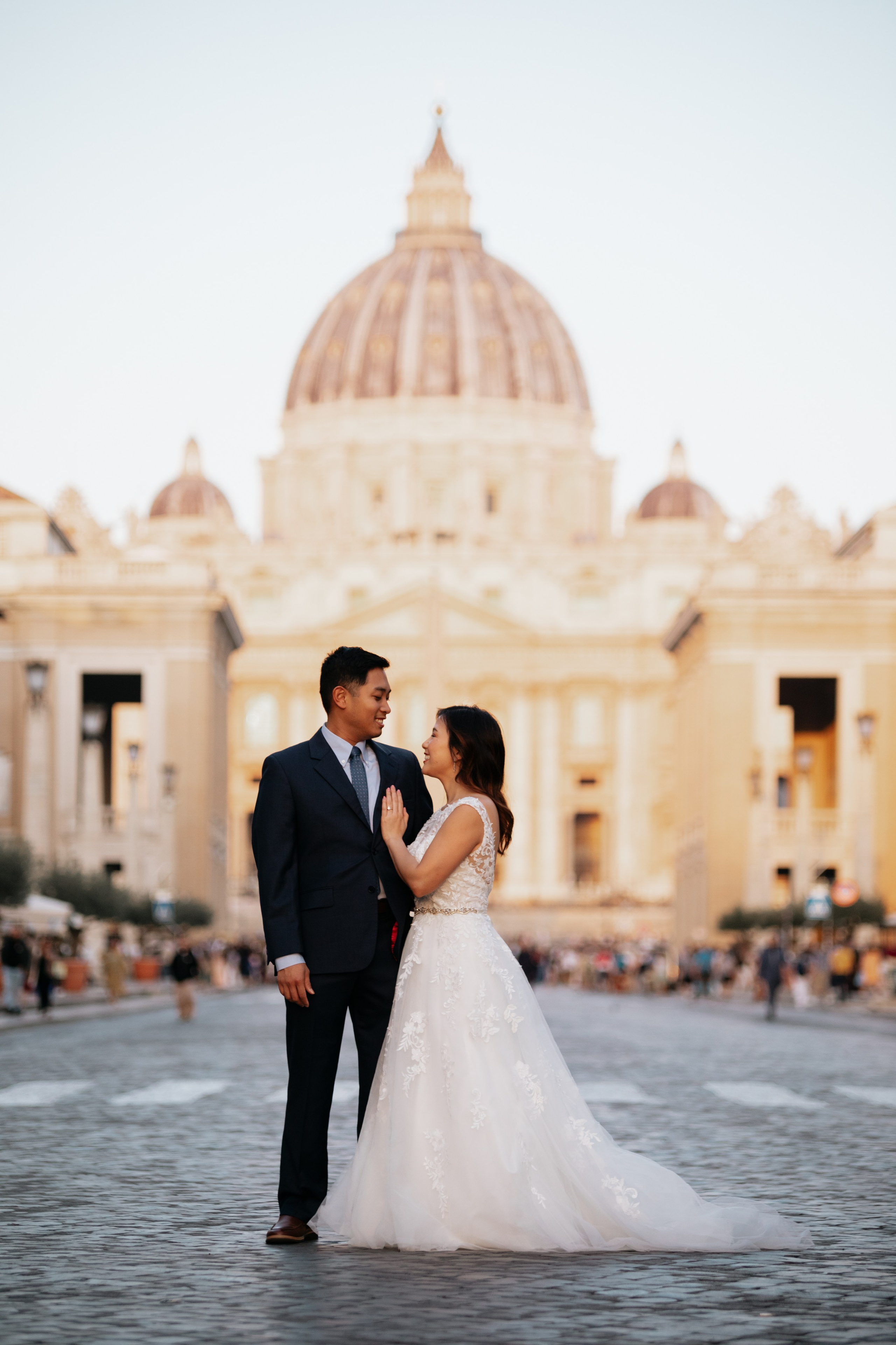 Elopement photoshoot in Rome. Photographer in Rome
