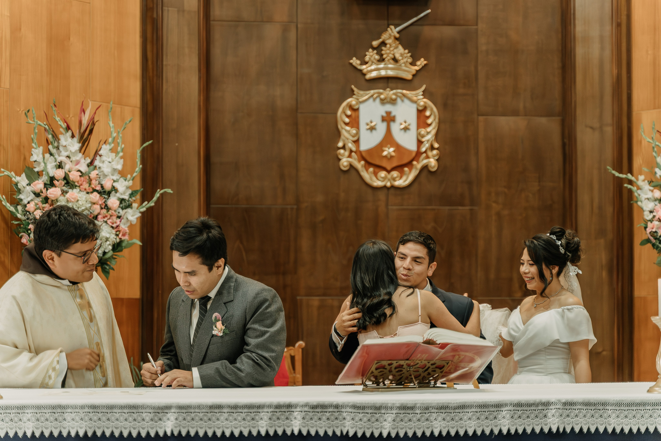 ALEJANDRA + RODRIGO BODA RELIGIOSA. Studio KVTA | Fotografía y Video de Bodas en Arequipa