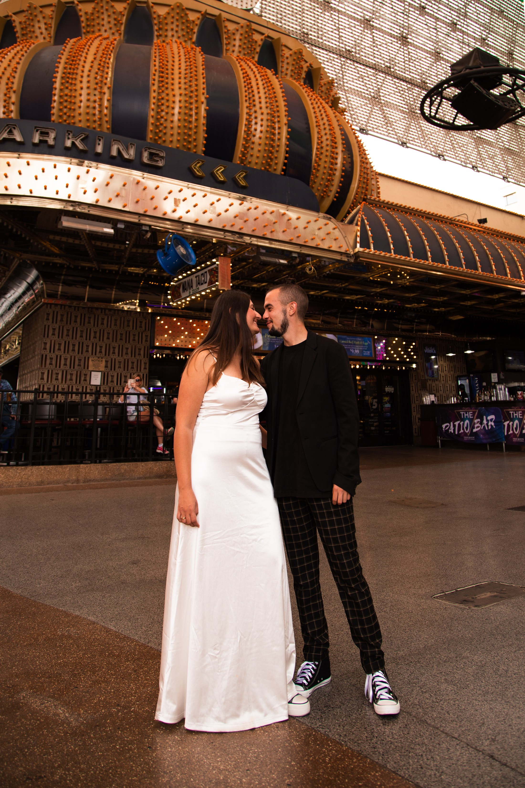 L&A. Wedding & elopement photographer Viktoriya Kravtsov. Las Vegas