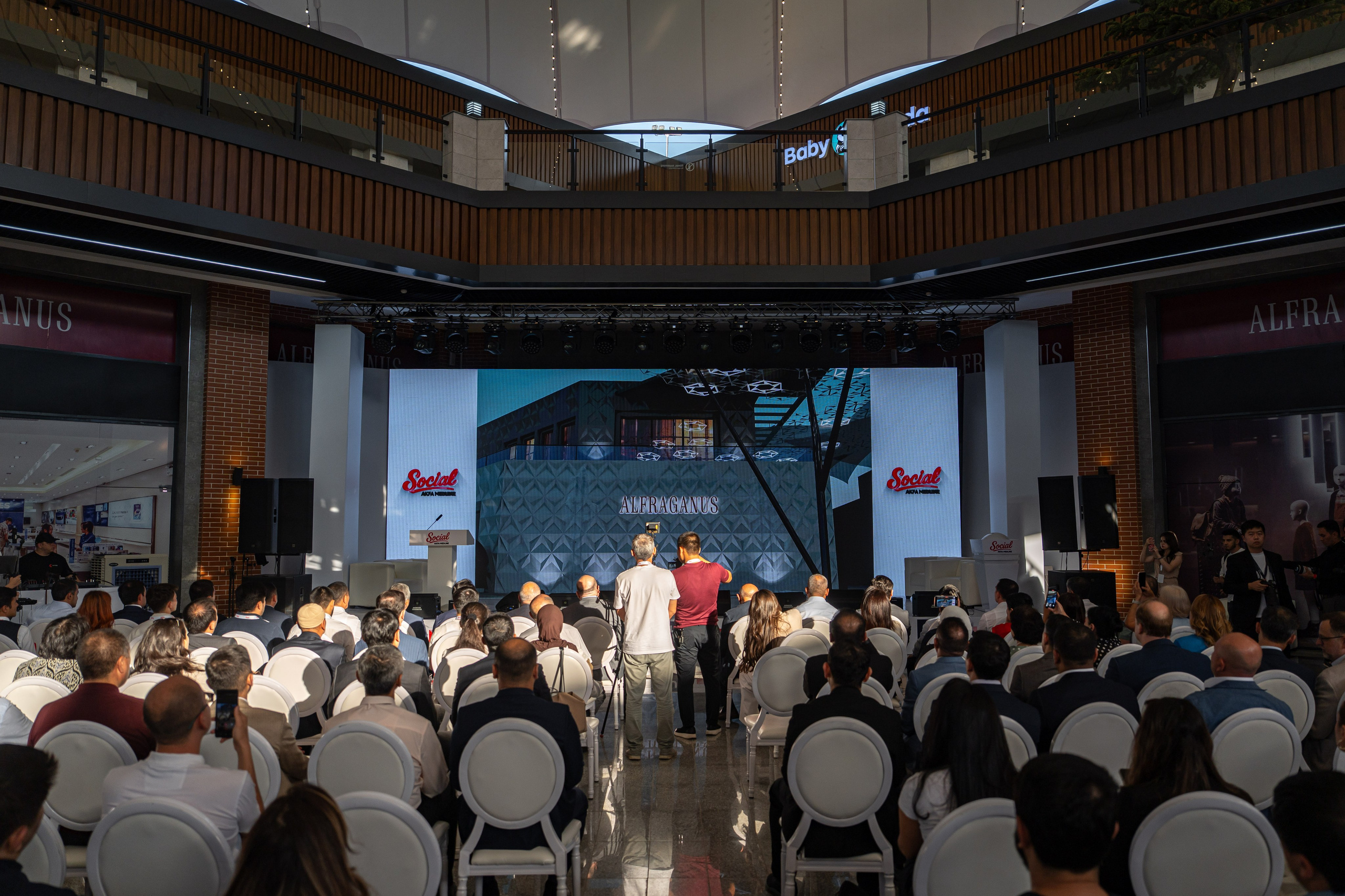 AKFA Group анонсировала начало строительства уникального медицинского стартапа — AKFA Medline Social. Георгий Намазов | Фотограф в Ташкенте