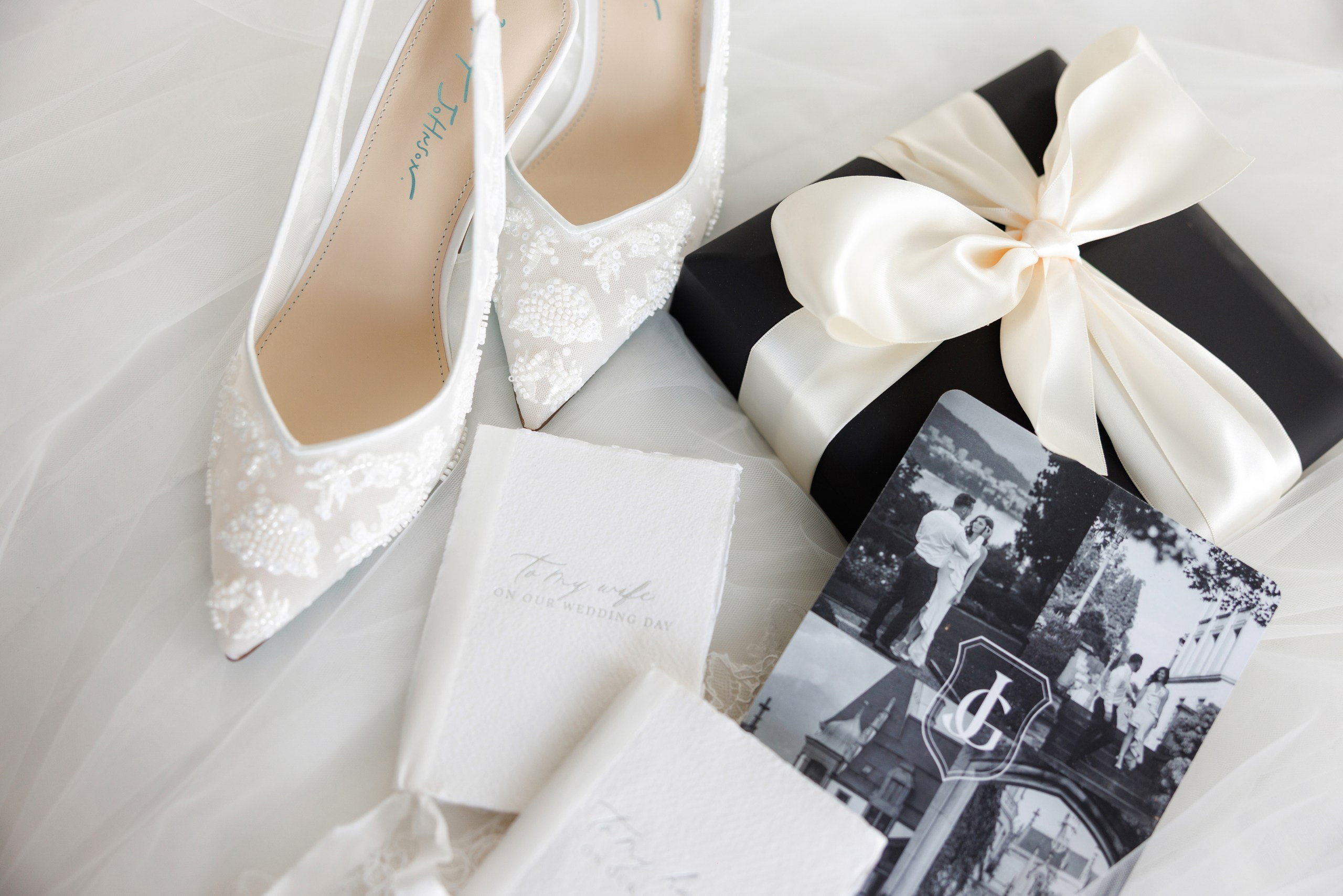 Jewel and Geovany. Wedding Photo & Video