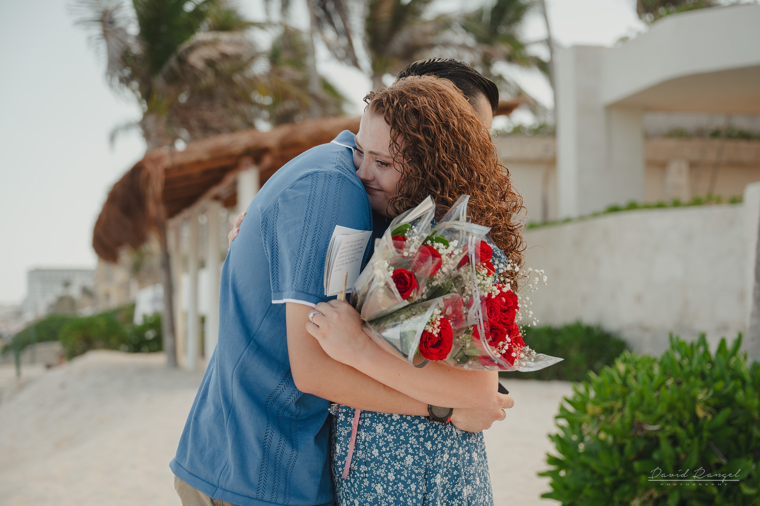 Engagements and Anniversaries Sessions in all the Riviera Maya. Destination wedding photographer based in Cancun and Riviera Maya with service worldwide