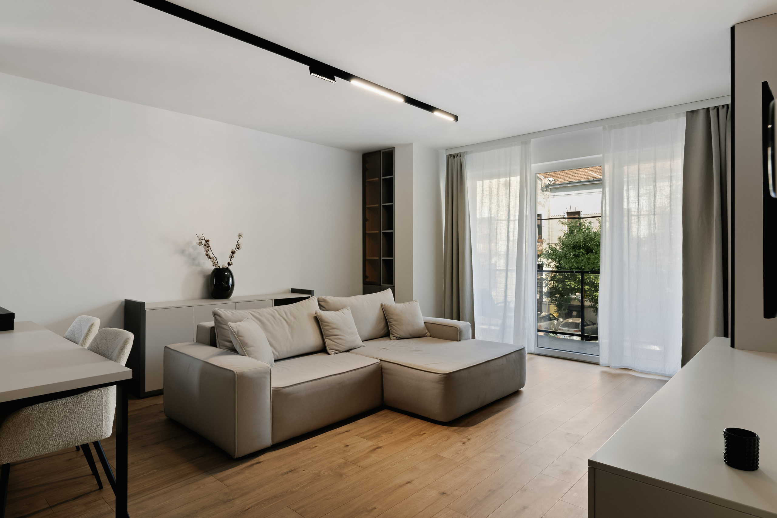 INTERIOR - REALESTATE. Samuel Ciobanu