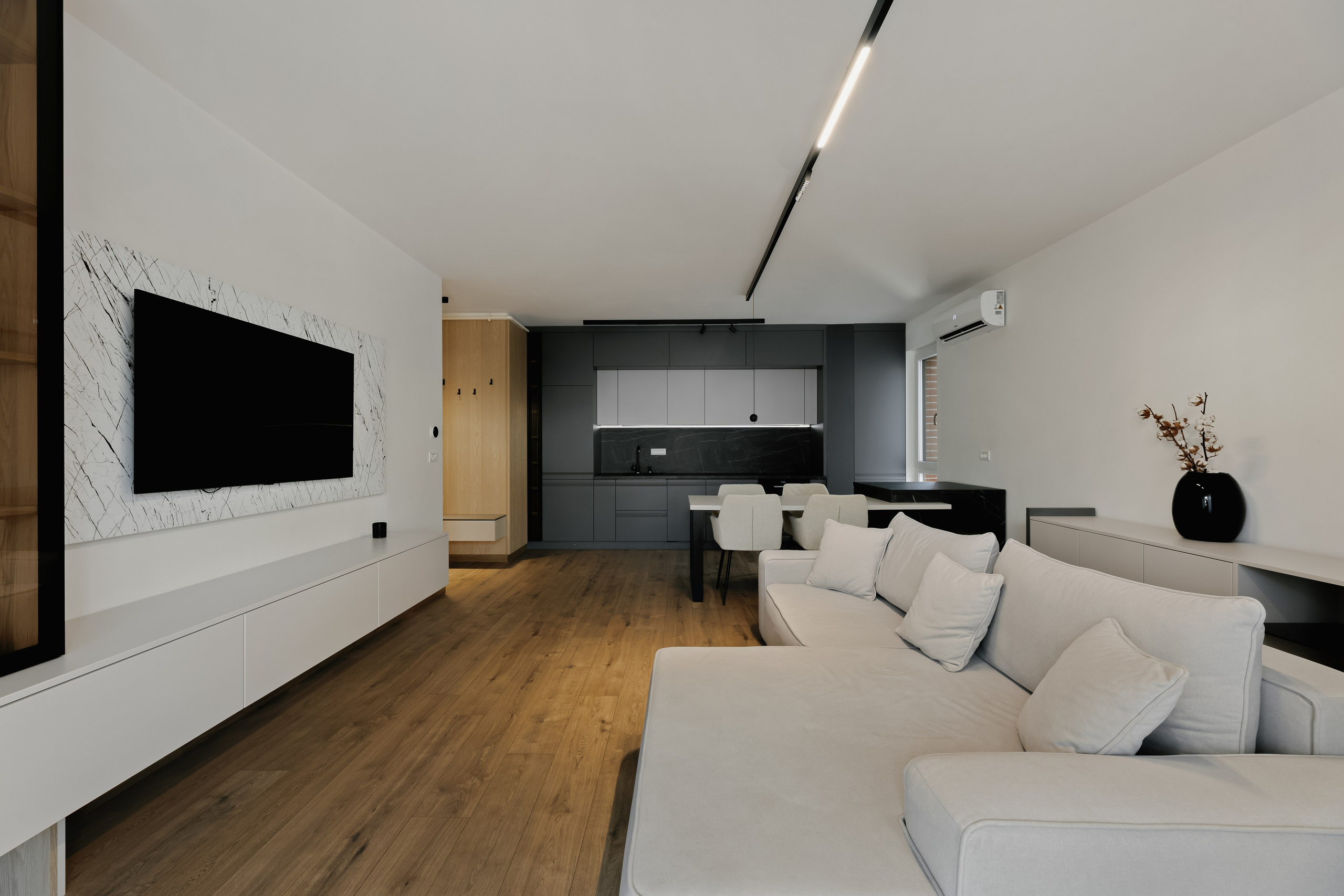 INTERIOR - REALESTATE. Samuel Ciobanu