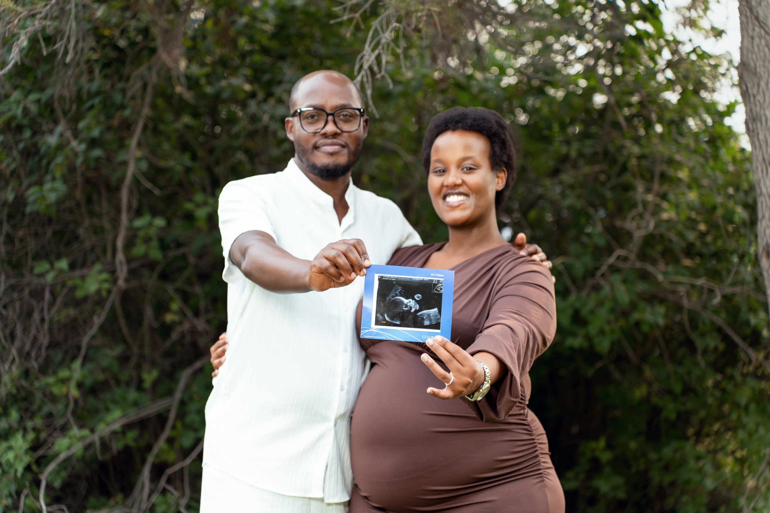 Grâce’s Maternity Session. Engagement, Wedding & Family Photographer in Calgary | allo Photography
