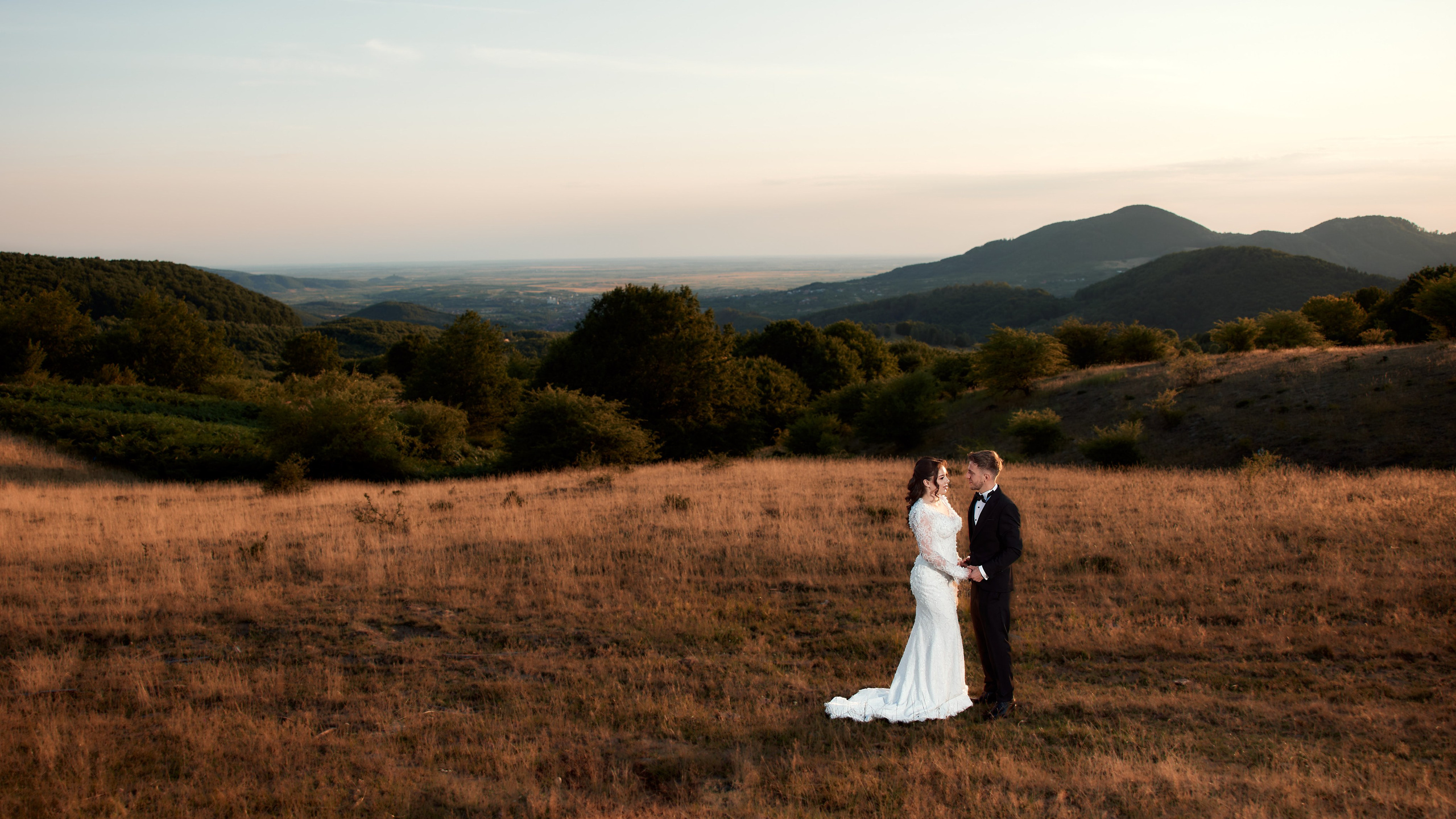 Emil & Cristina - Afterwedding. Luca Mediesan - fotograf de evenimente Satu Mare