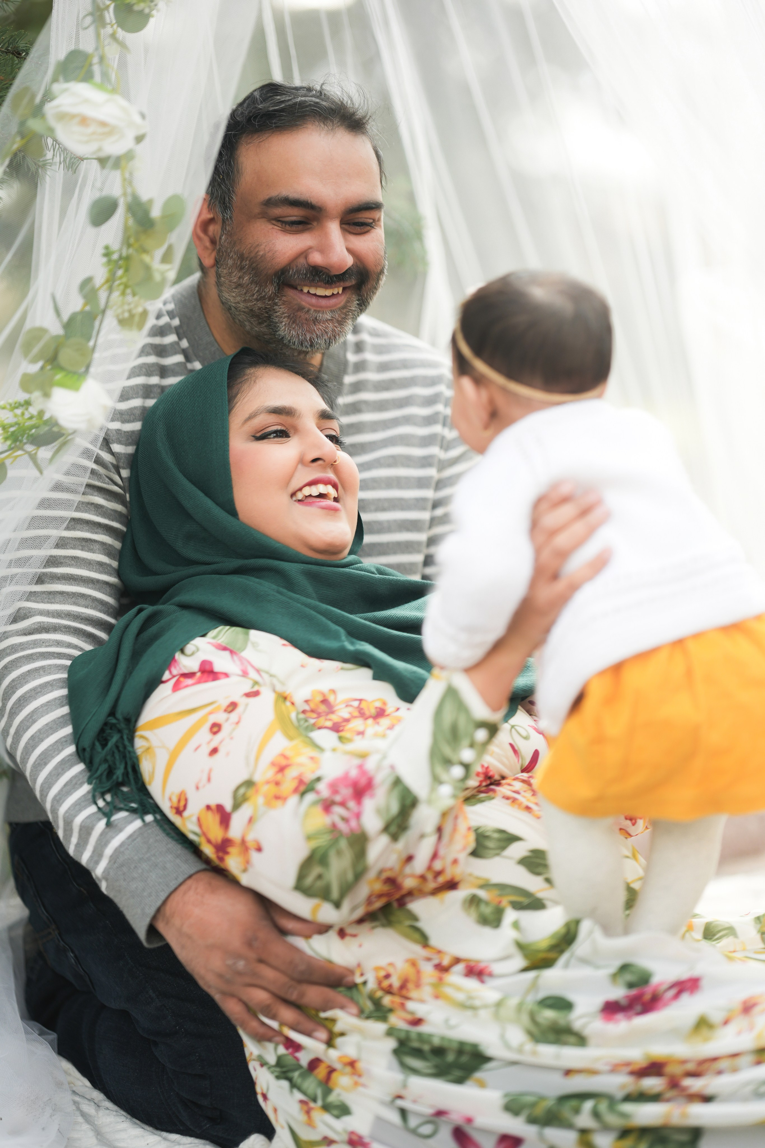 Mother Photo Day. Pashynska Photography | Calgary Wedding & Family Photographer