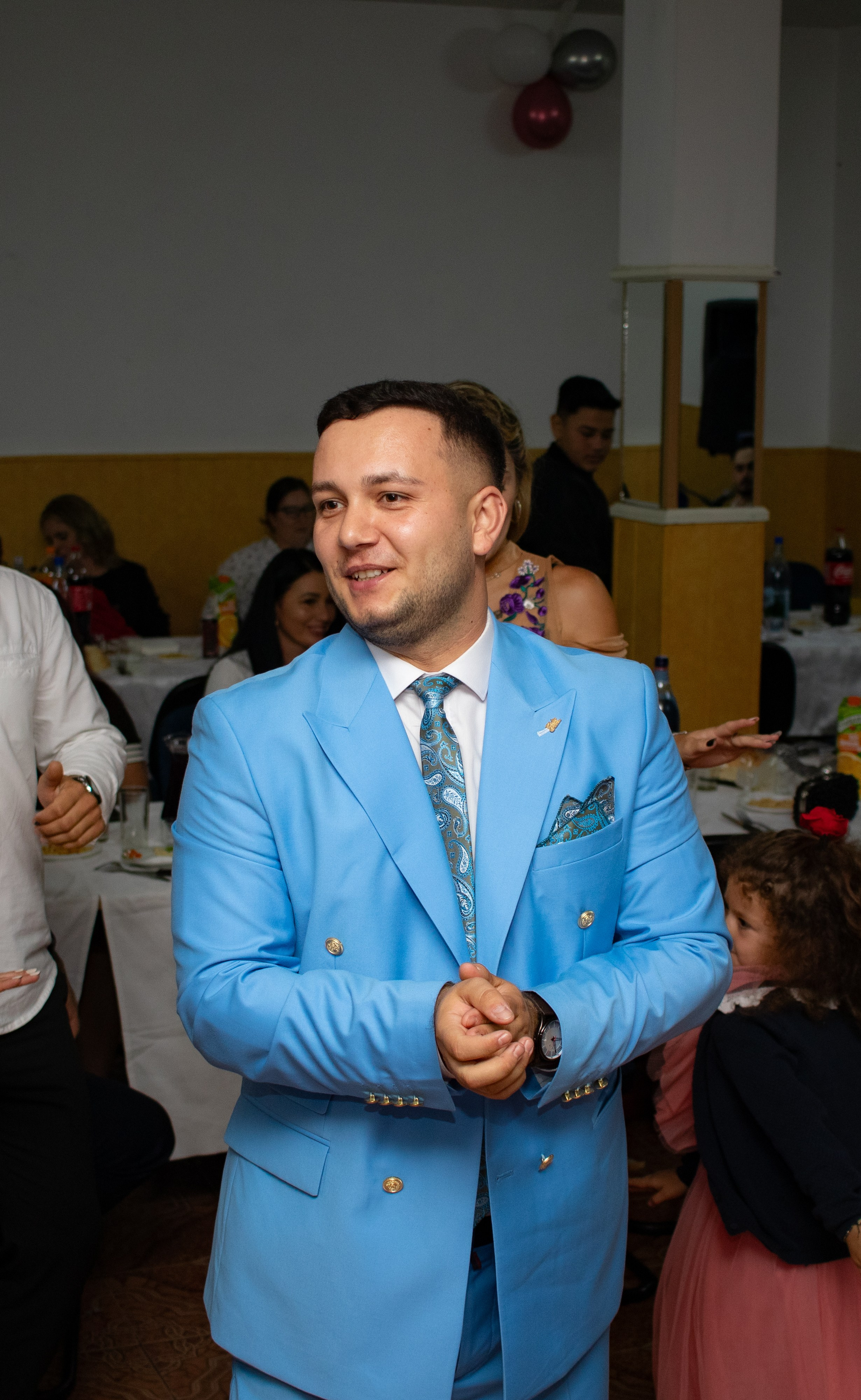 Ramona & Sebi. Fotograf si videograf — evenimente si studio