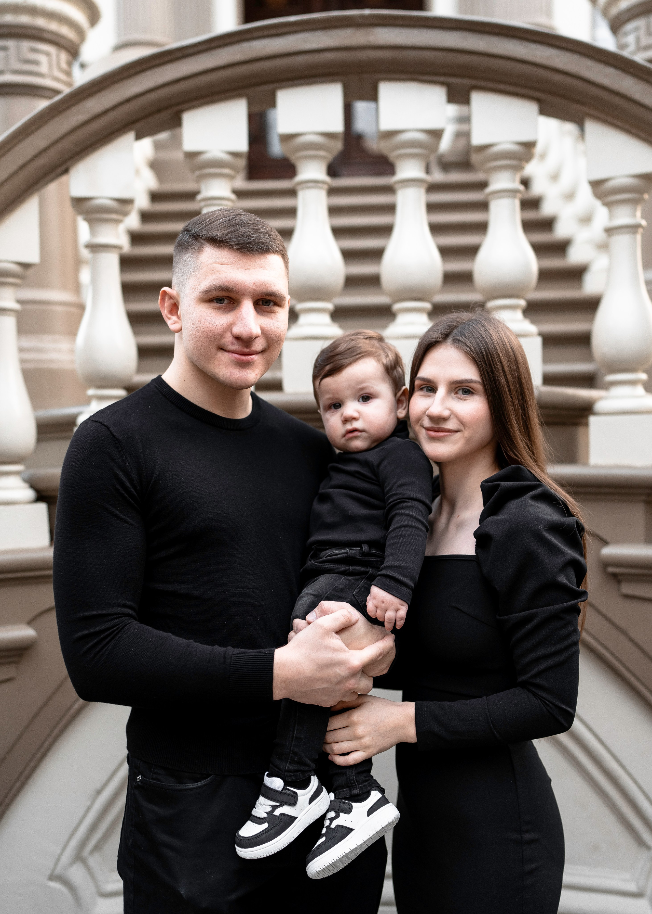 Artem, Nadia & Elisha. Family photographer in Sacramento | Sofia Pavenko