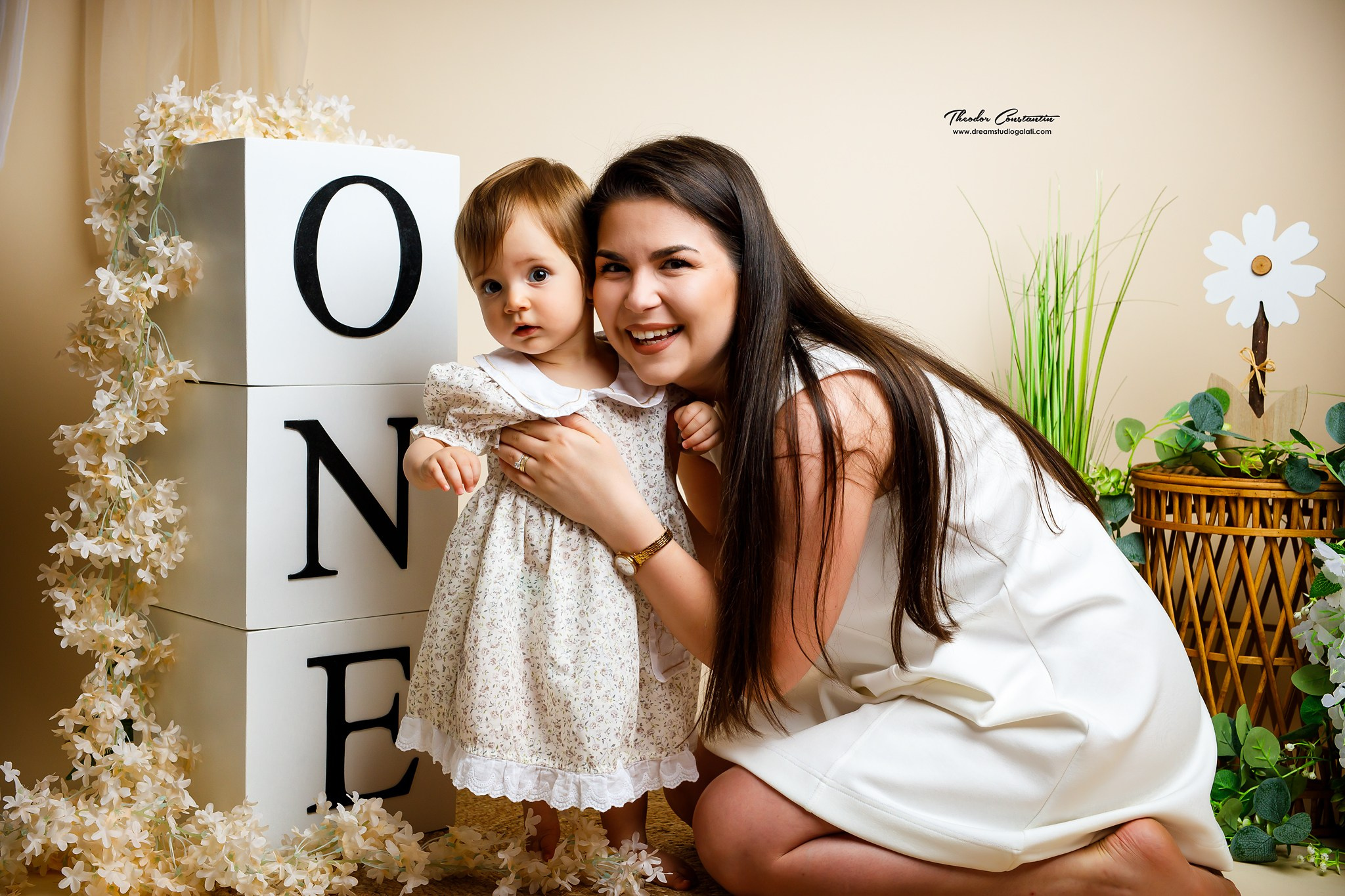 Studio. Dream Studio Galați – ședințe foto profesionale pentru familie, portrete și evenimente