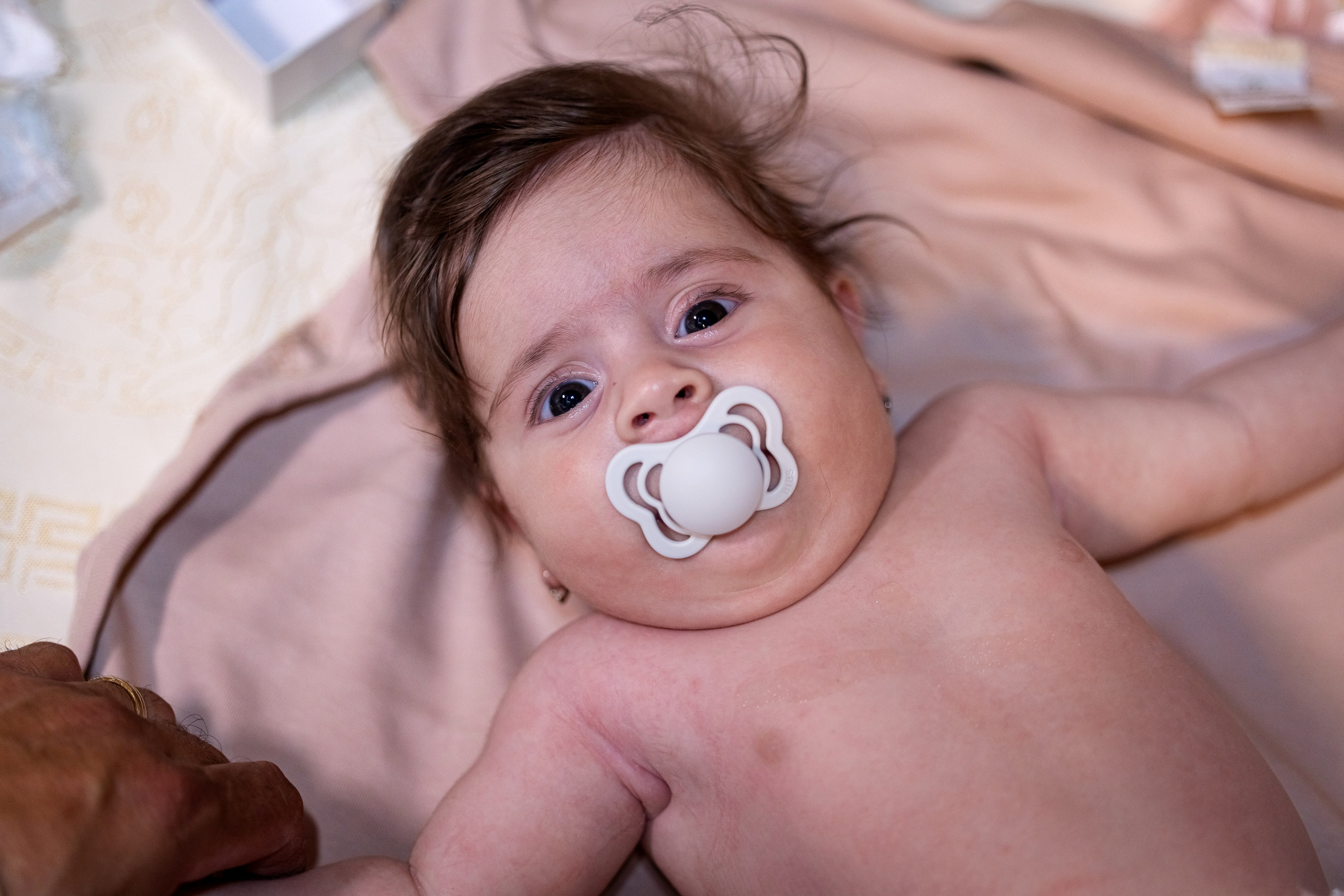 Iris Stefania. Moments By Gub