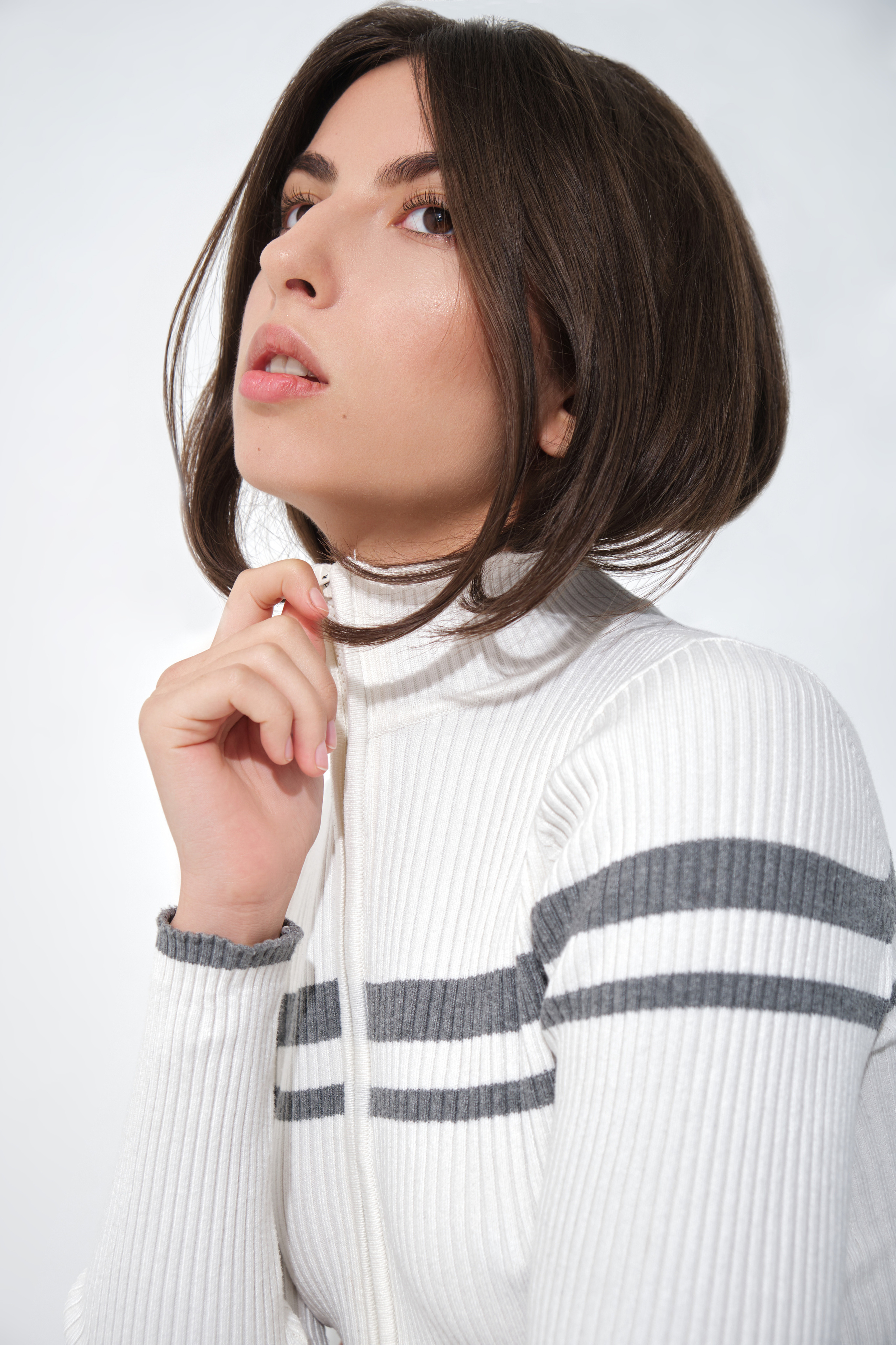 Juli E-Comm. Commercial fashion photographer based in Turkey and Europe