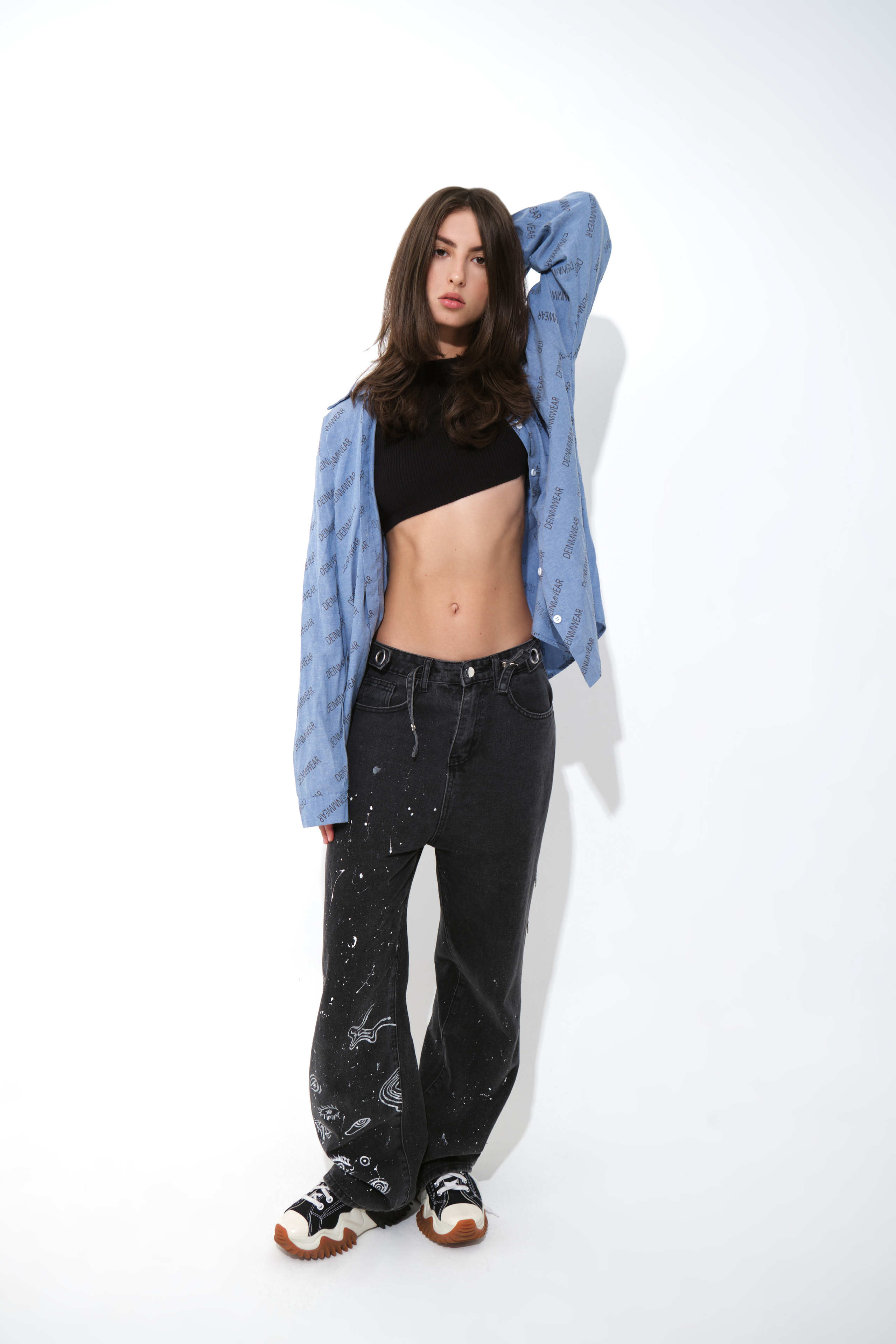 Juli E-Comm. Commercial fashion photographer based in Turkey and Europe