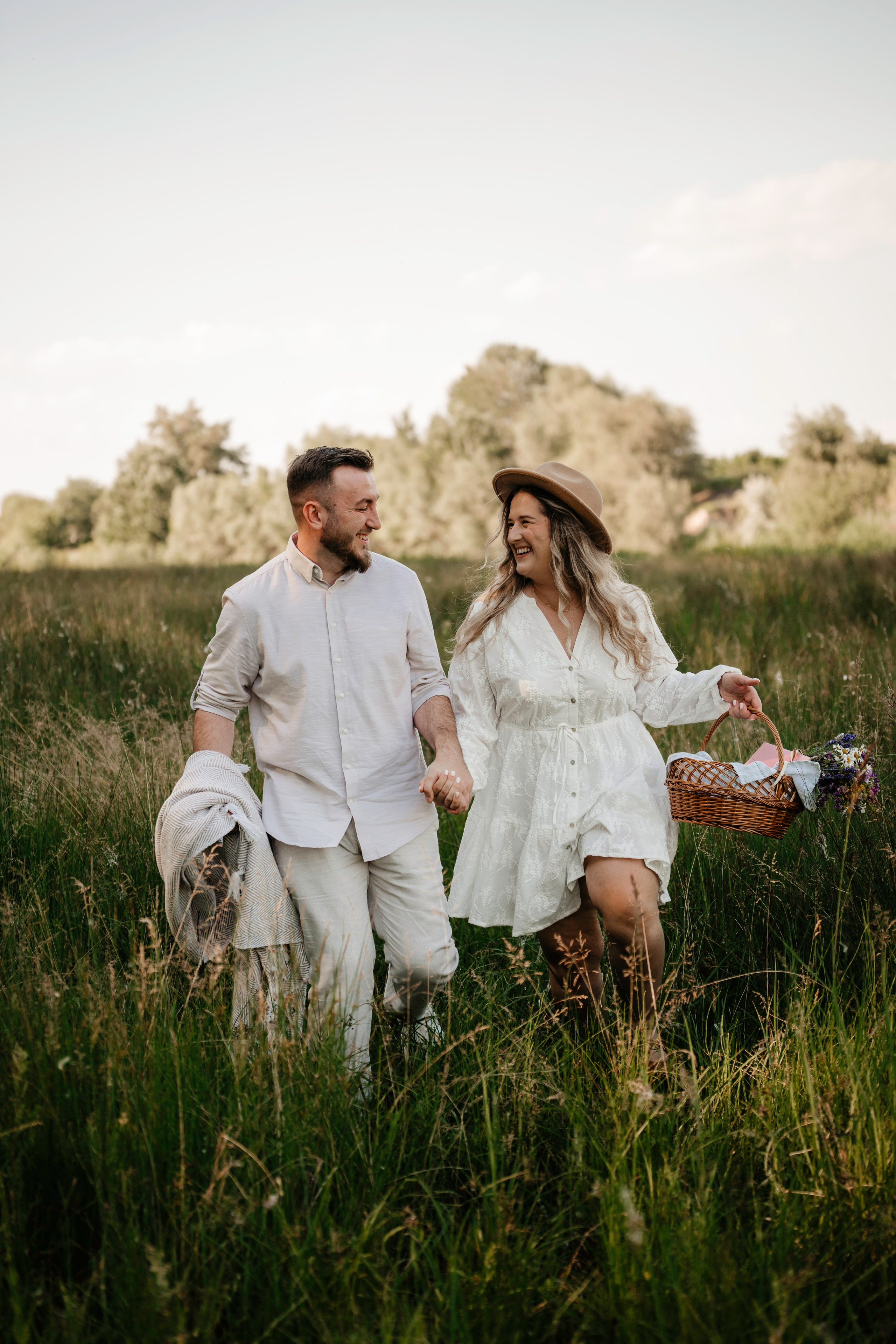 🤎 M a r i u s  & I u l i a n a - Save the Date. Wedding & Family Photographer