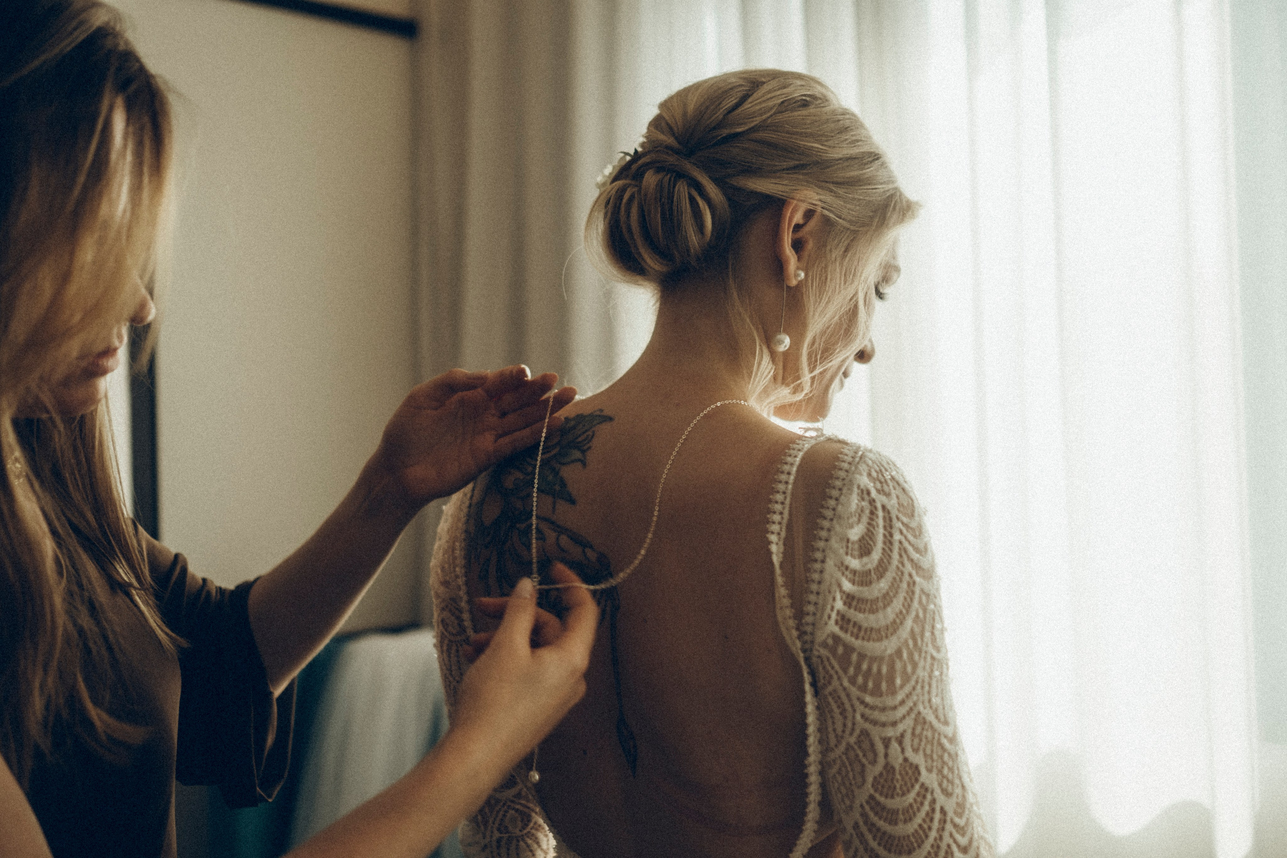 Nadezhda & Dmitry. Masia Mas Coll. Paola wedding photographer / videographer in Barcelona