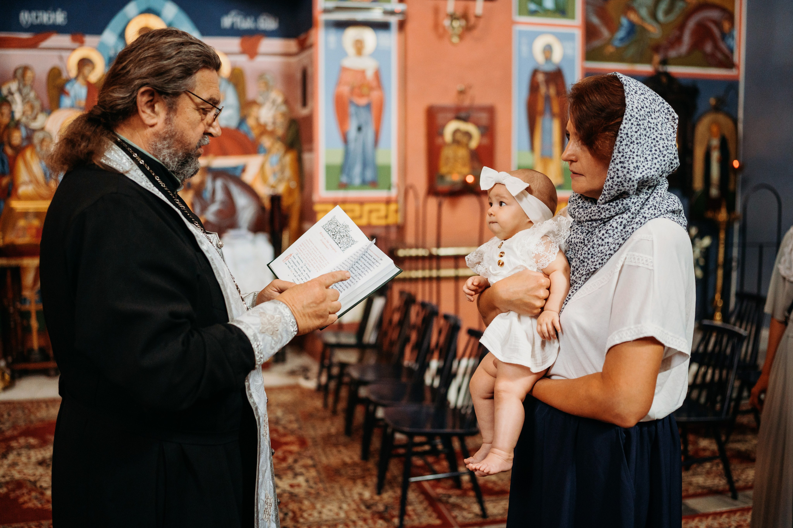 Таинство Крещения. Фотограф новорожденных и детей первого года Евгения Михалькевич
