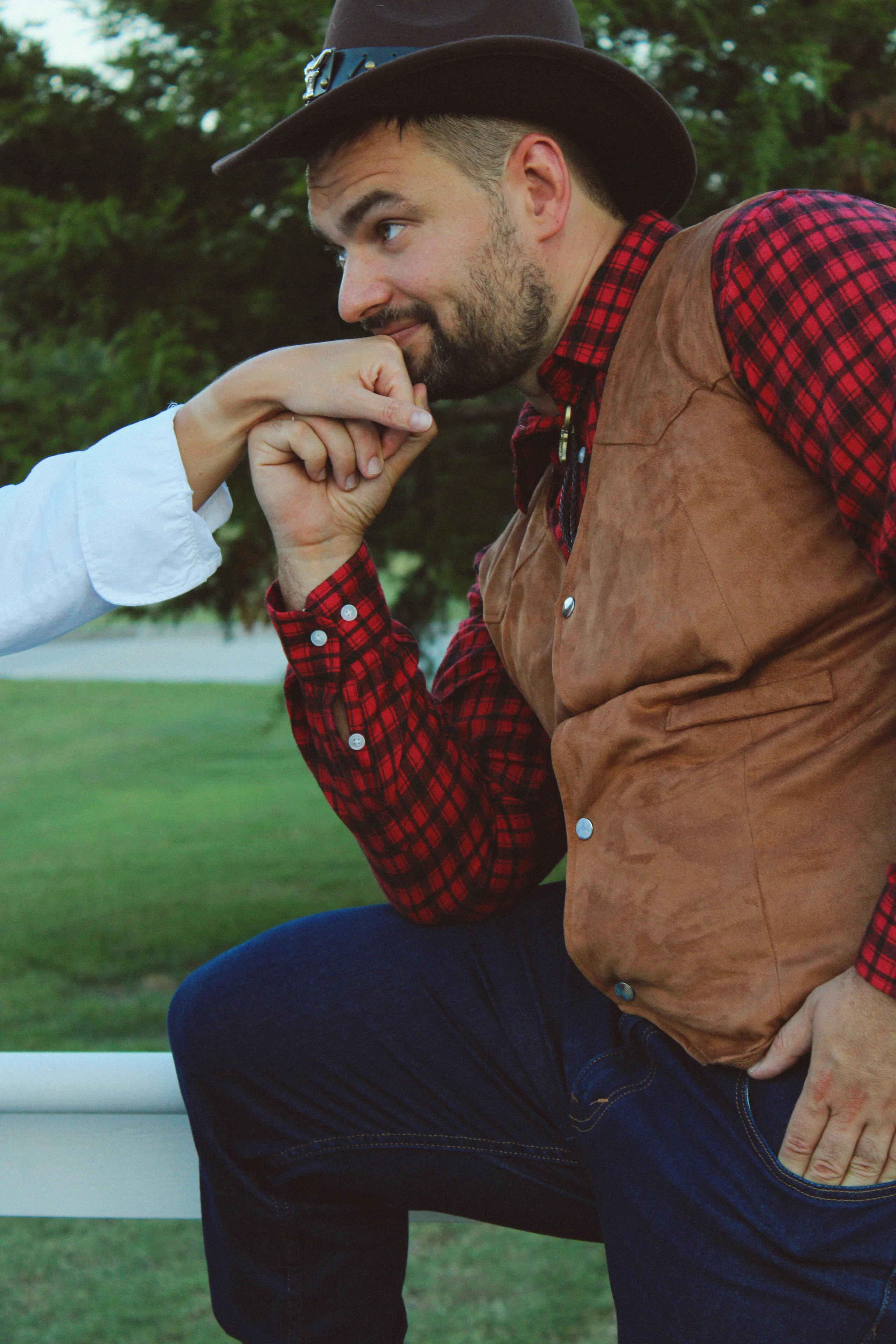 Texas Countryside Family Photoshoot in Cowboy Style. Lana Petrychenko — Portrait & Family Photographer. Valencia, Spain