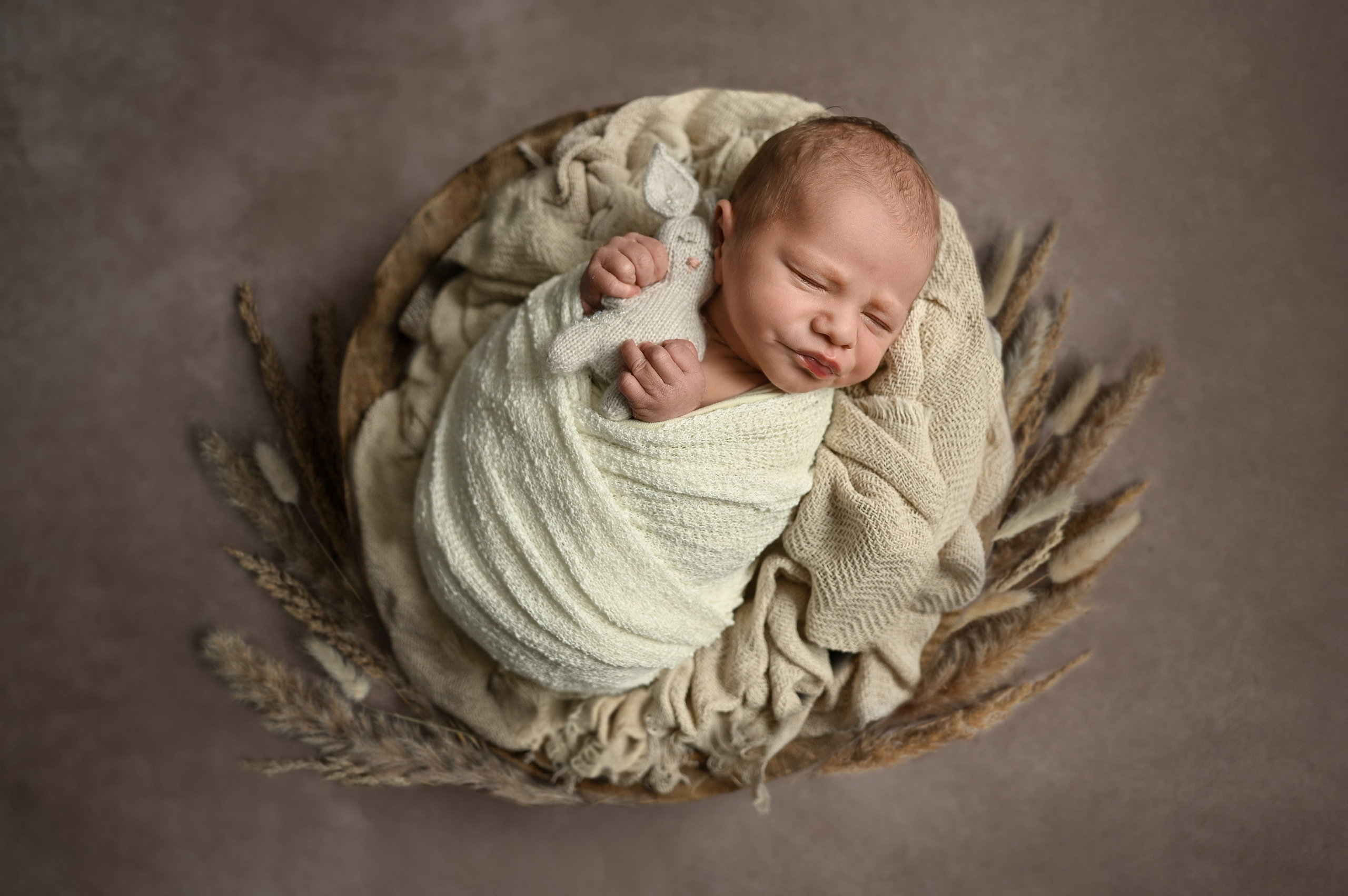 Babys. Baby und Familie Fotografin in Gummersbach Juliia Schwahlen
