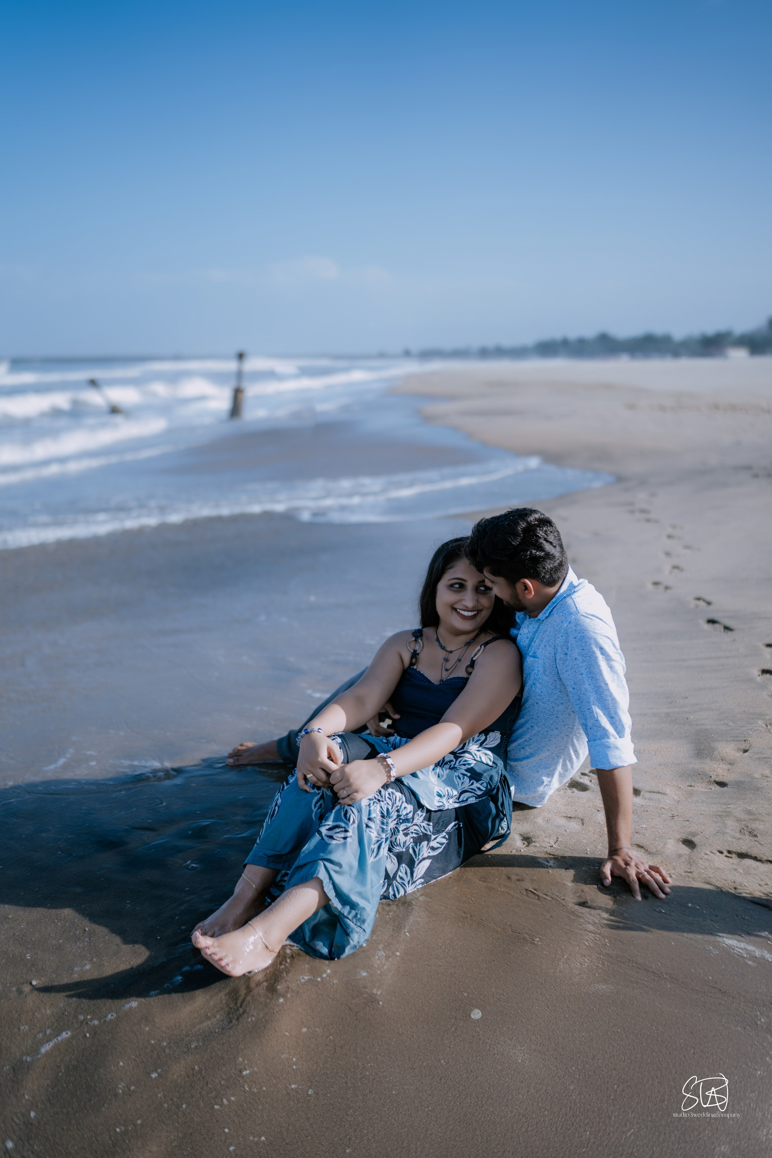 BEACH PREWEDDING. STUDIO3WEDDINGCOMPANY
