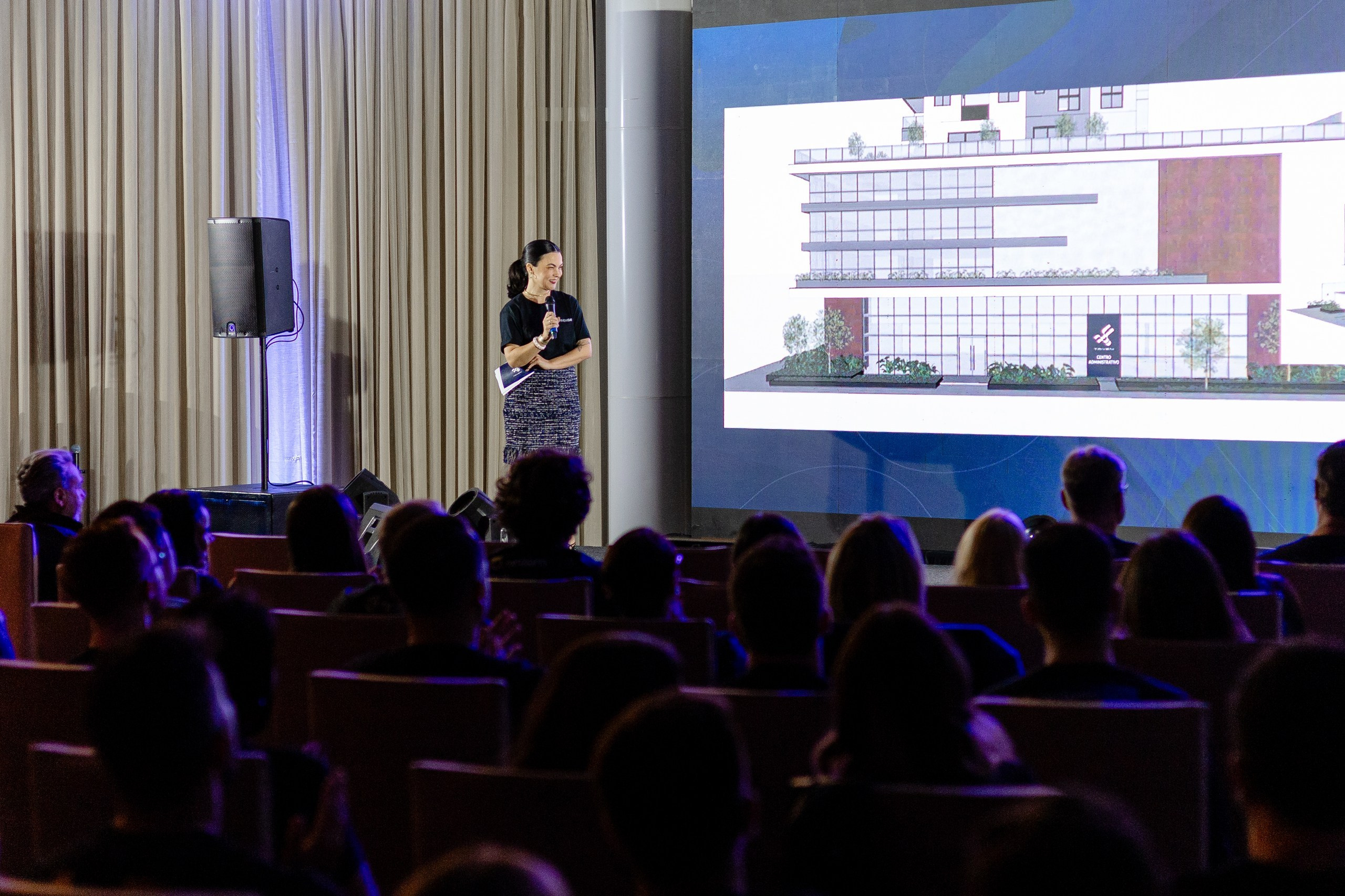 Evento corporativo Triveni Day com César Cielo em Itajaí