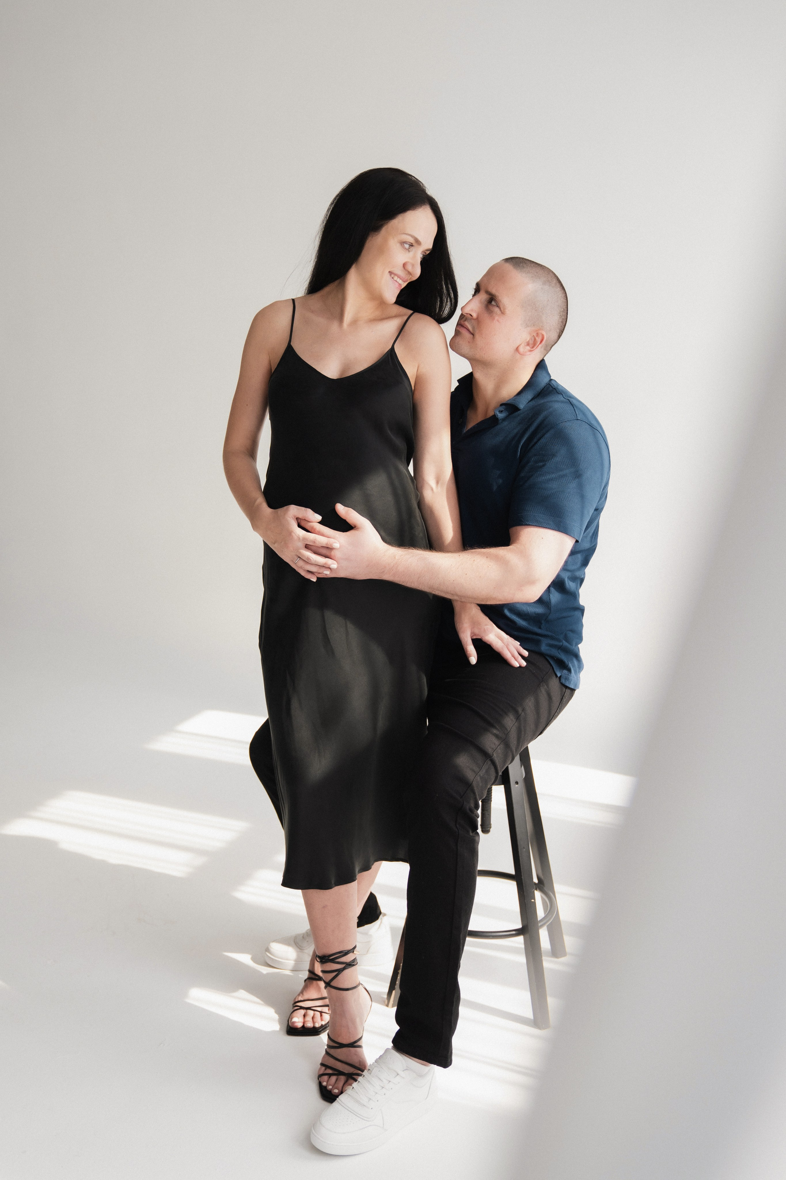 Pregnancy (studio). Dasha in Singapore