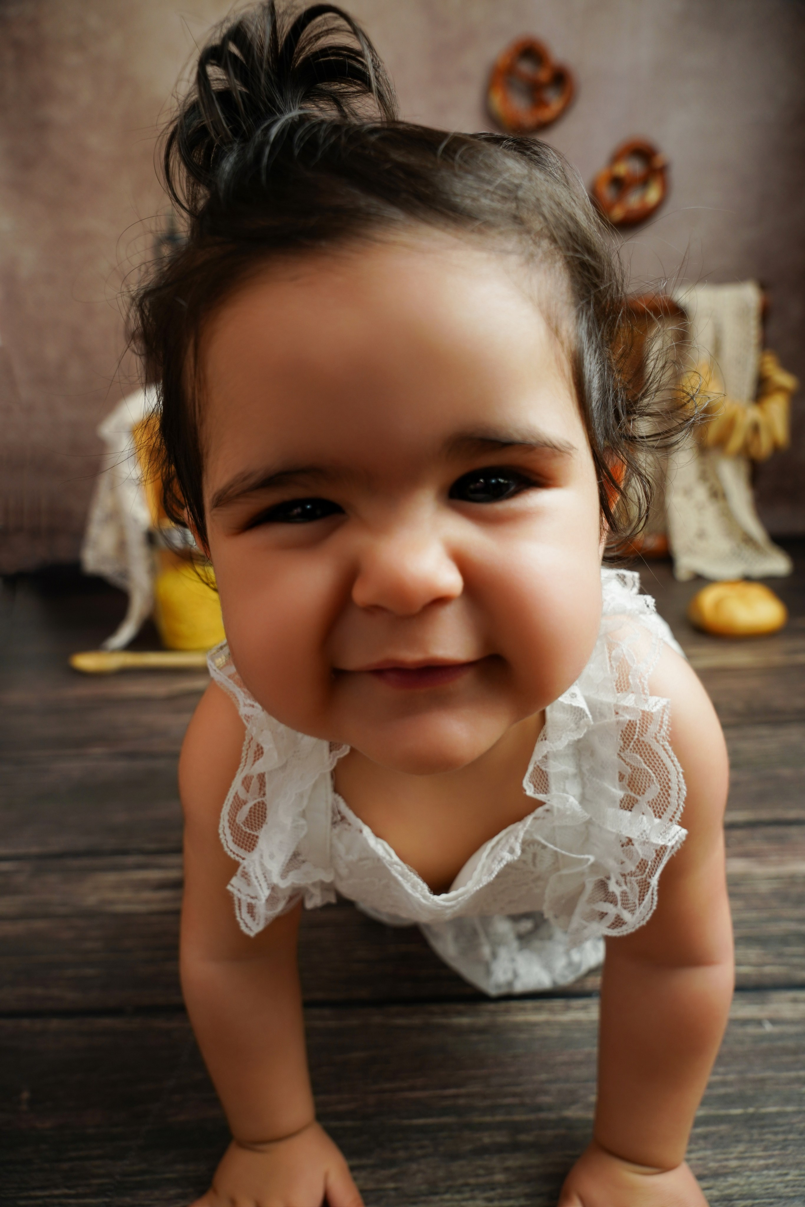 CakeSmash. Neugeborenenfotografin und Retoucher in Augsburg Nastassia Schneider