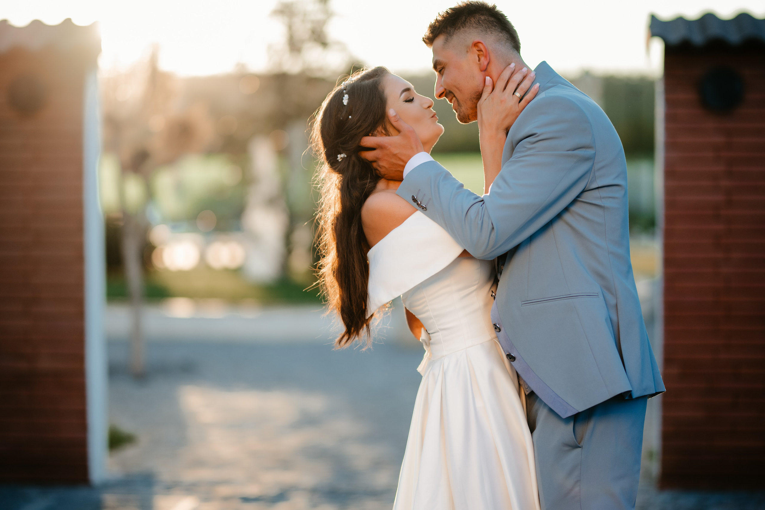 Laura & Alex. Fotograf si Videograf | Nuntă-Botez