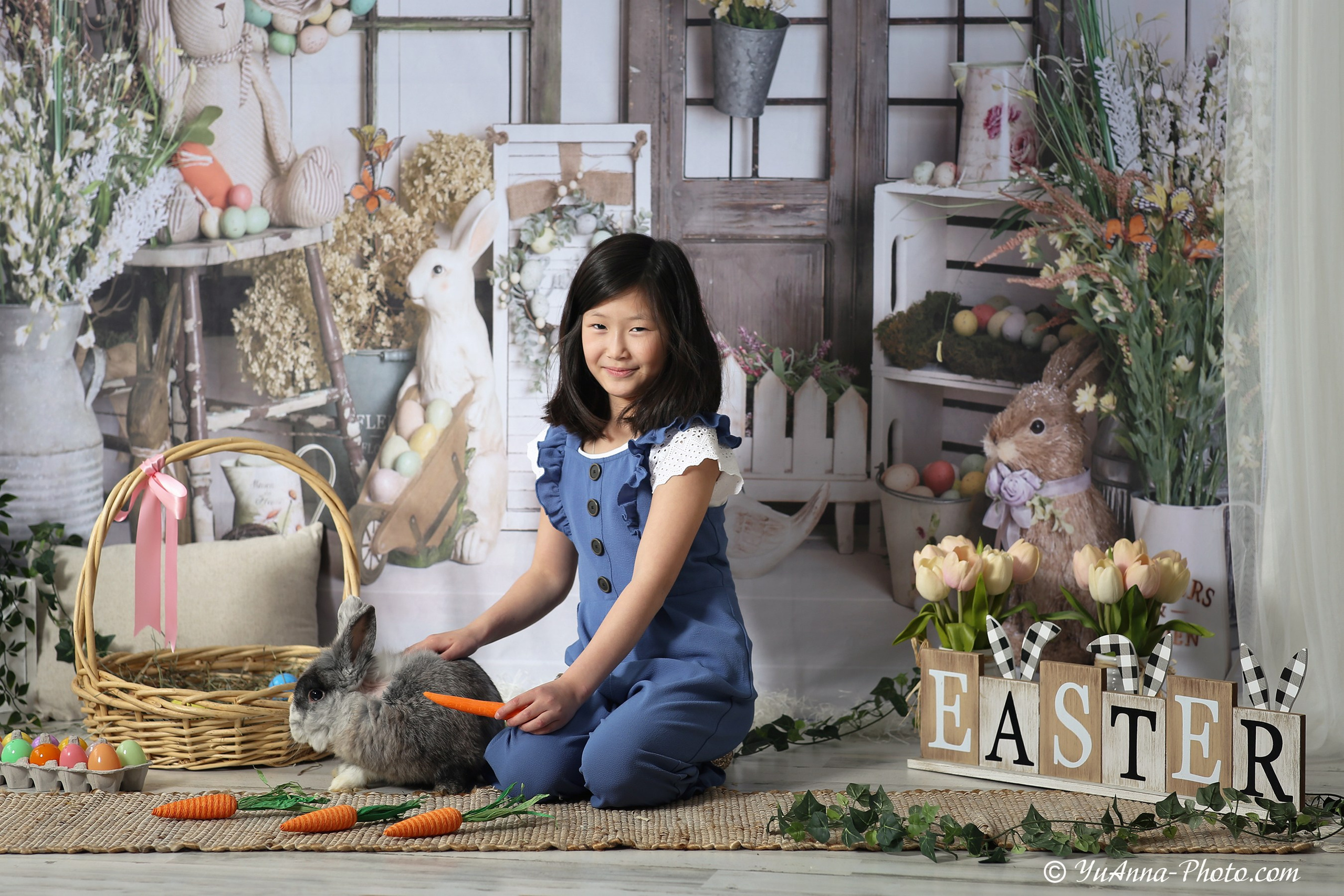 STUDIO Photoshoot. YuAnna studio. Family & Kids Photographer in Seattle area, located in