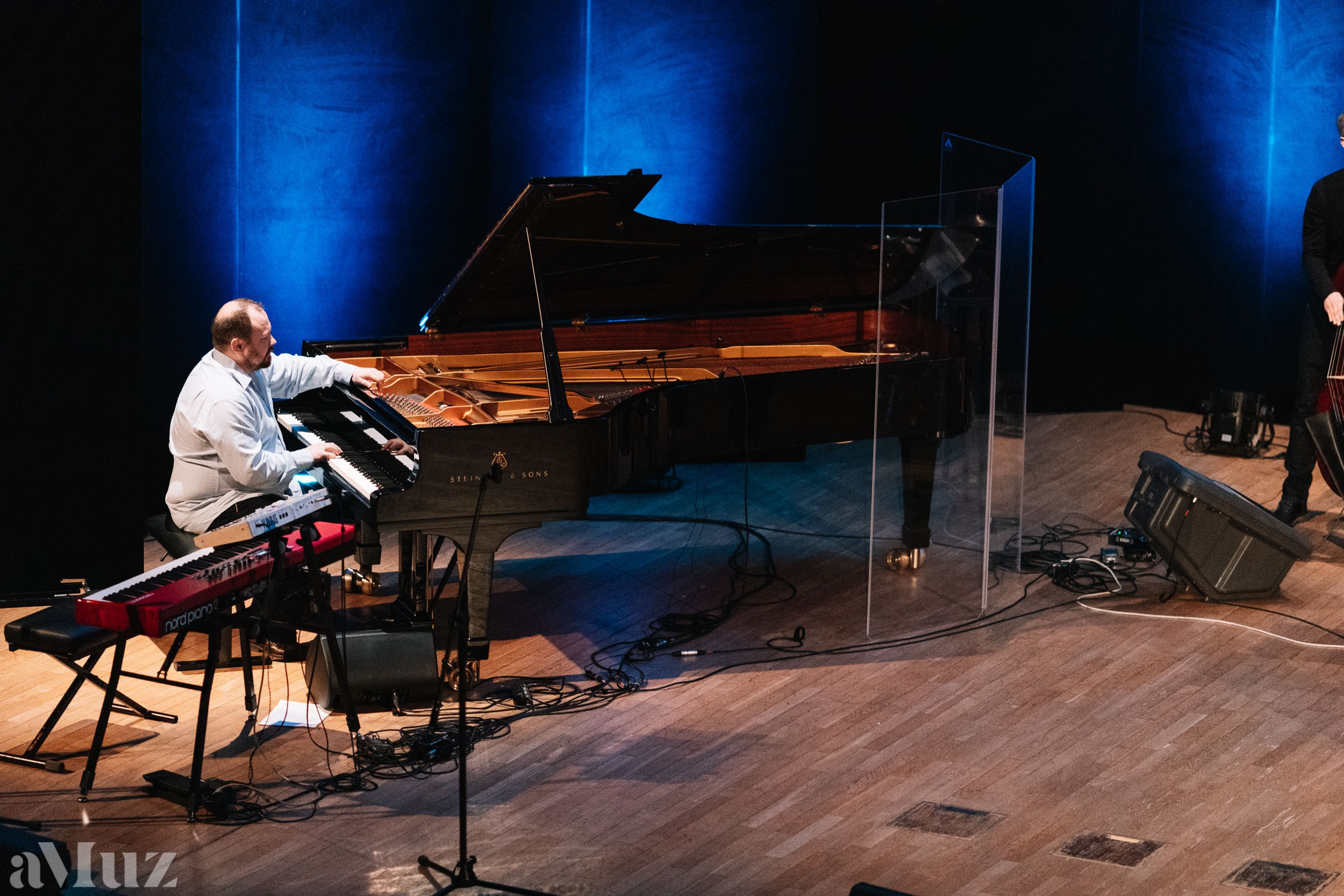 Jazz Zaśpiewam. Fotograf Ślubny Warszawa - Sesje Biznesowe Rodzinne Eventy