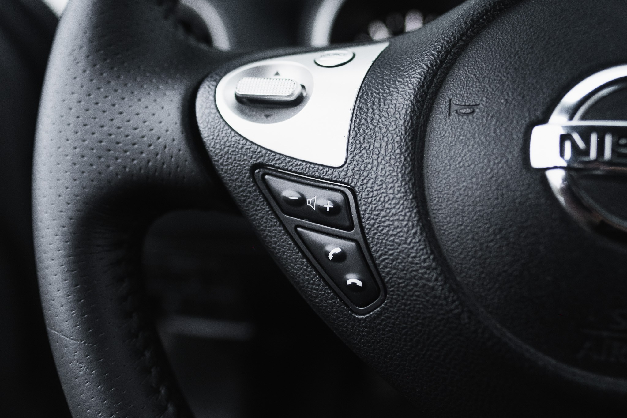 NISSAN JUKE. LOHA VISUALS — AUTOMOTIVE PHOTOGRAPHY