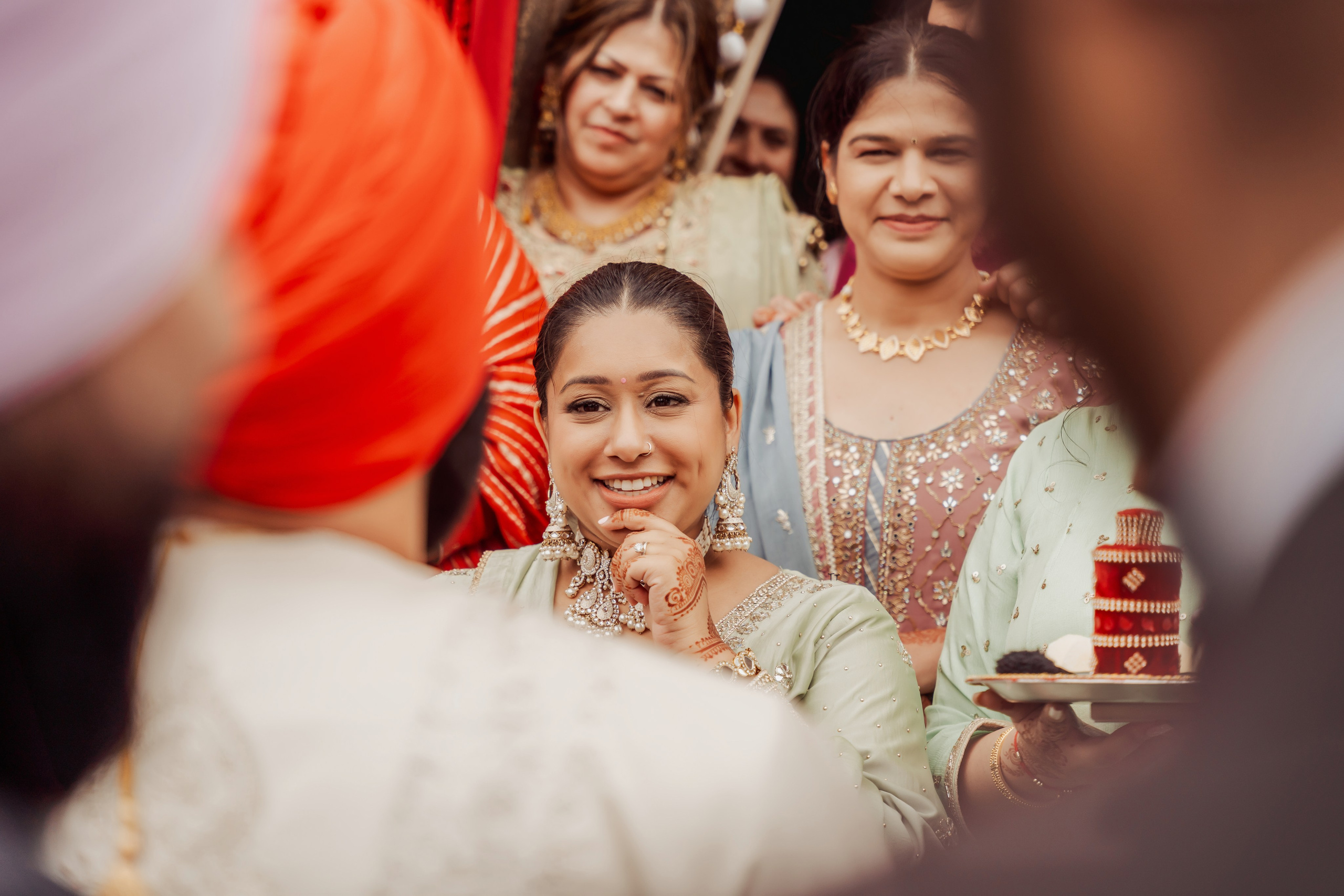Gagan & Jasmeen. Wedding Photographer & Cinematographer studios