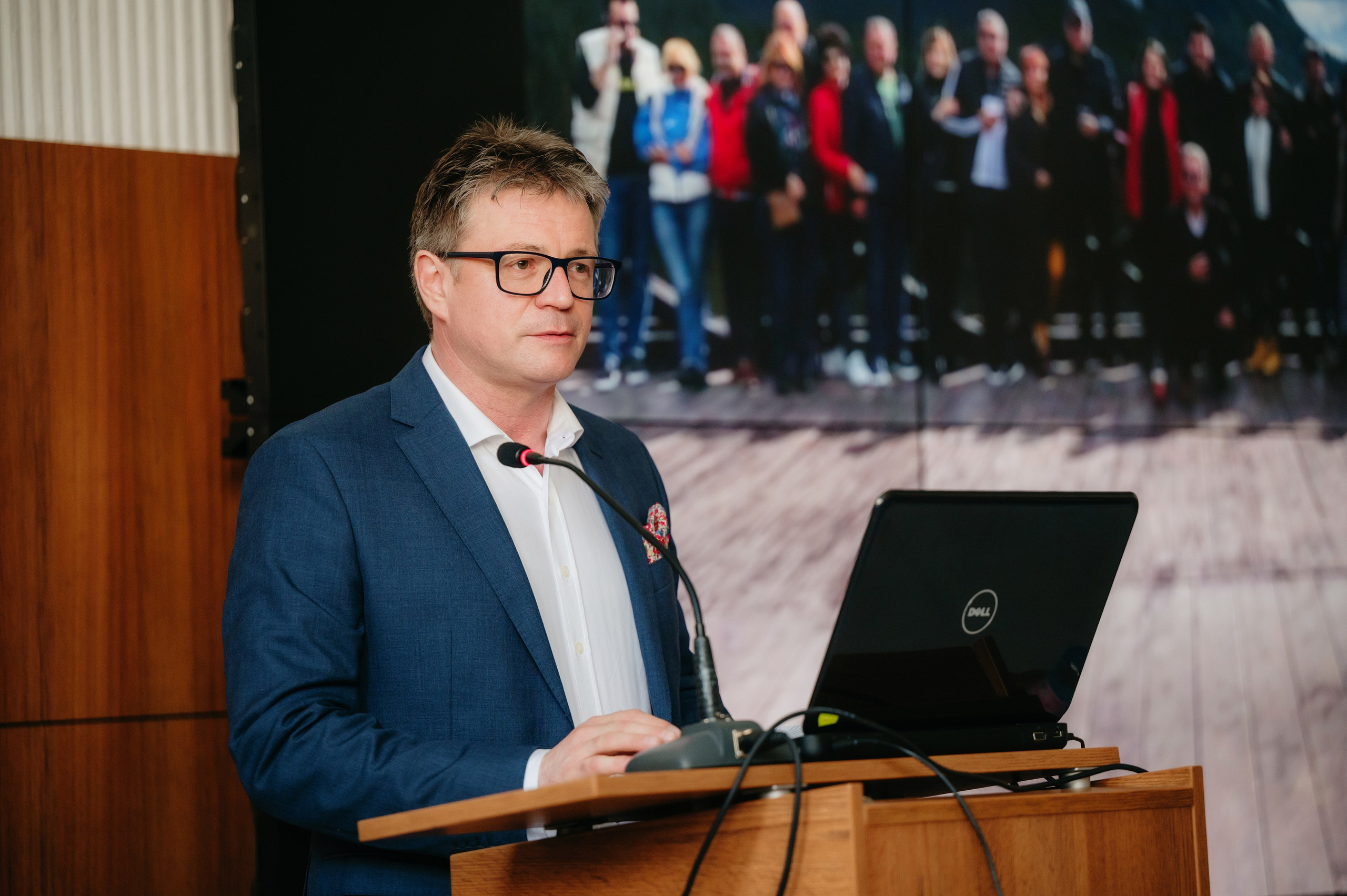 Medicina Veterinara — dupa 30 de ani…. Laurentiu Stefan StoryTeller