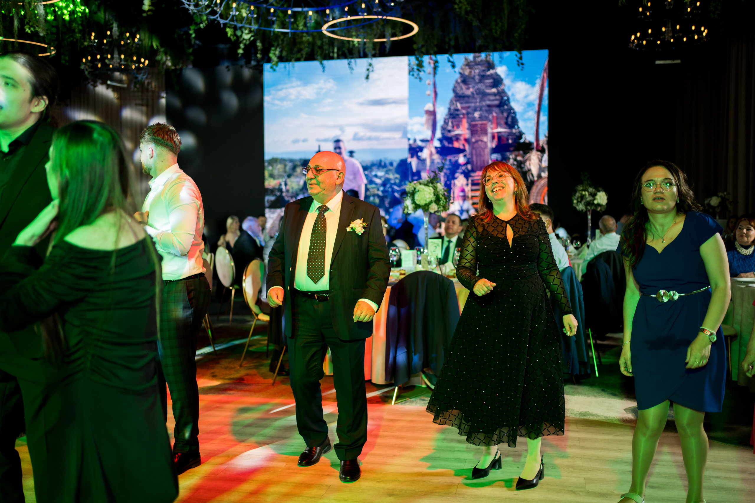 PARTY. Gabriel Florea — Fotograf nuntă București