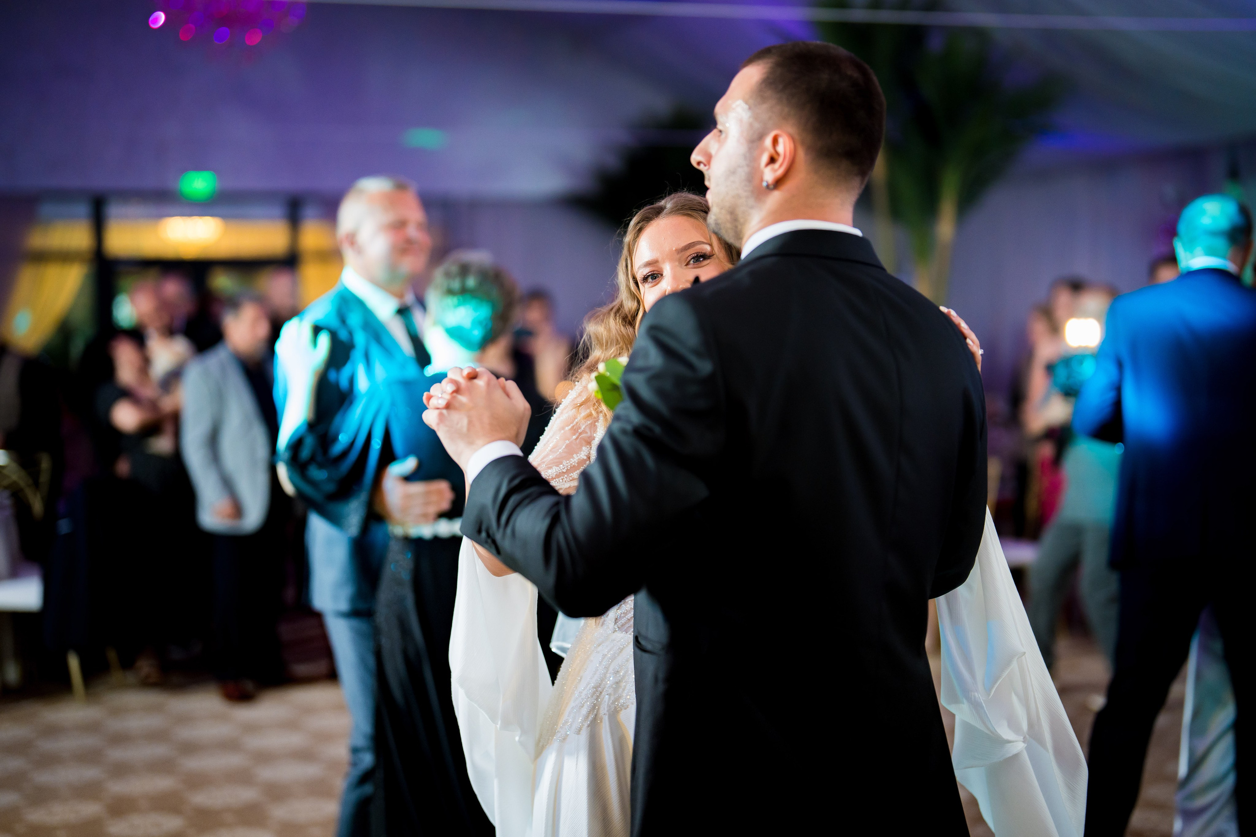 PARTY. Gabriel Florea — Fotograf nuntă București