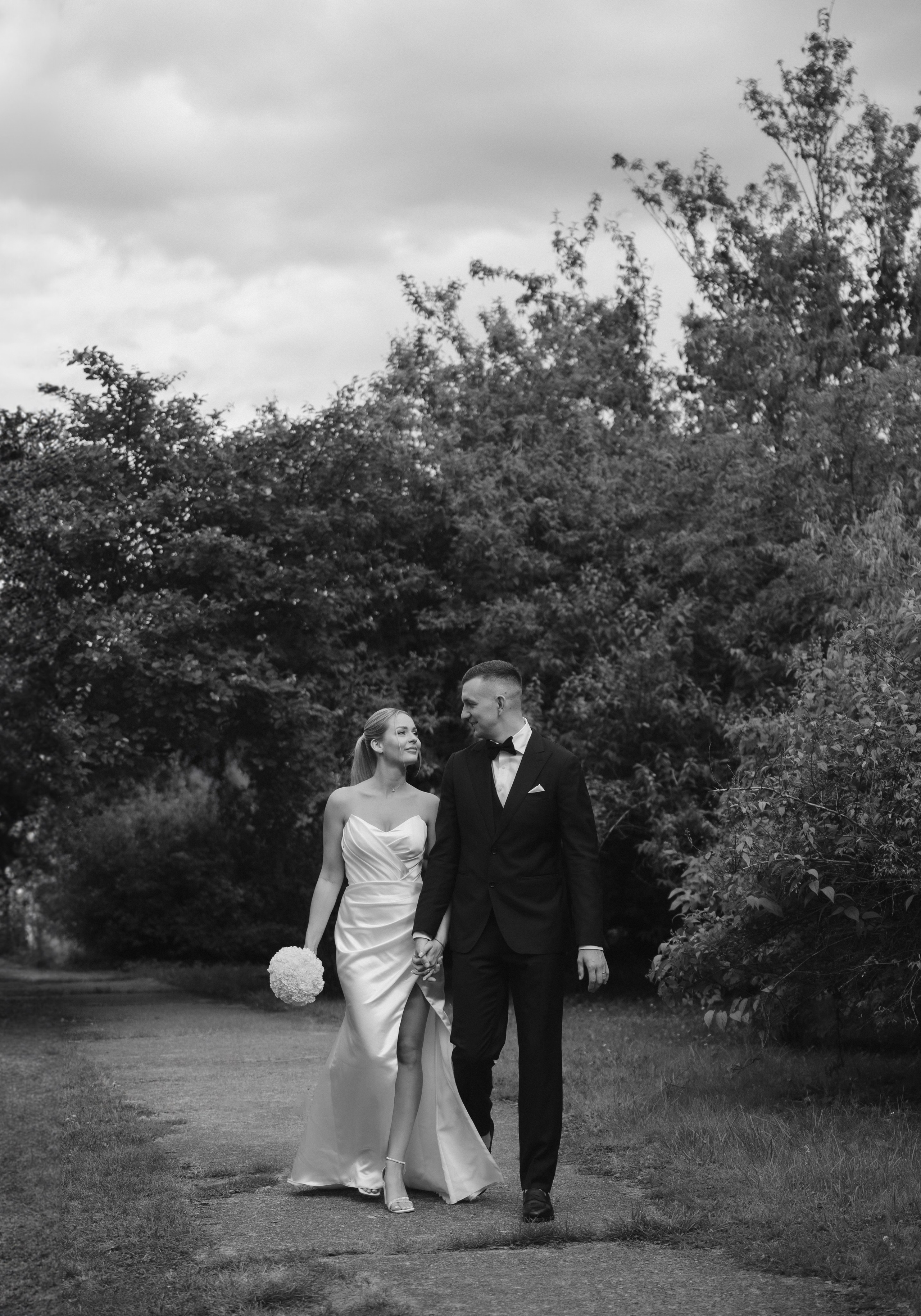 Ieva ir Martynas | Vestuvės Kauno botanikos sode. Vestuvių ir šeimų fotografė Lena Bondarenko / belove photo