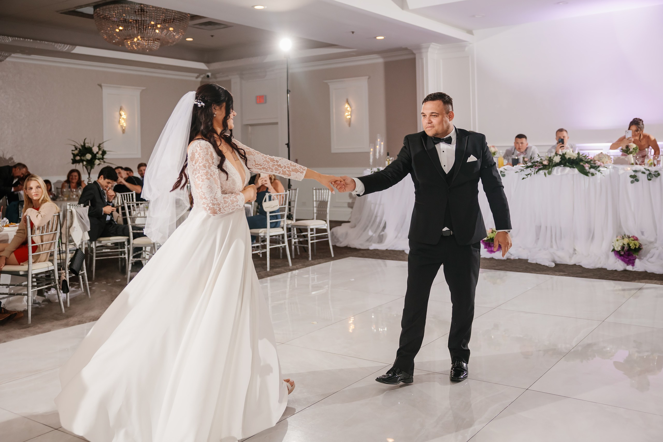 31.08.2024 Wedding. Wedding family event photographer in Chicago Nick Yushevich