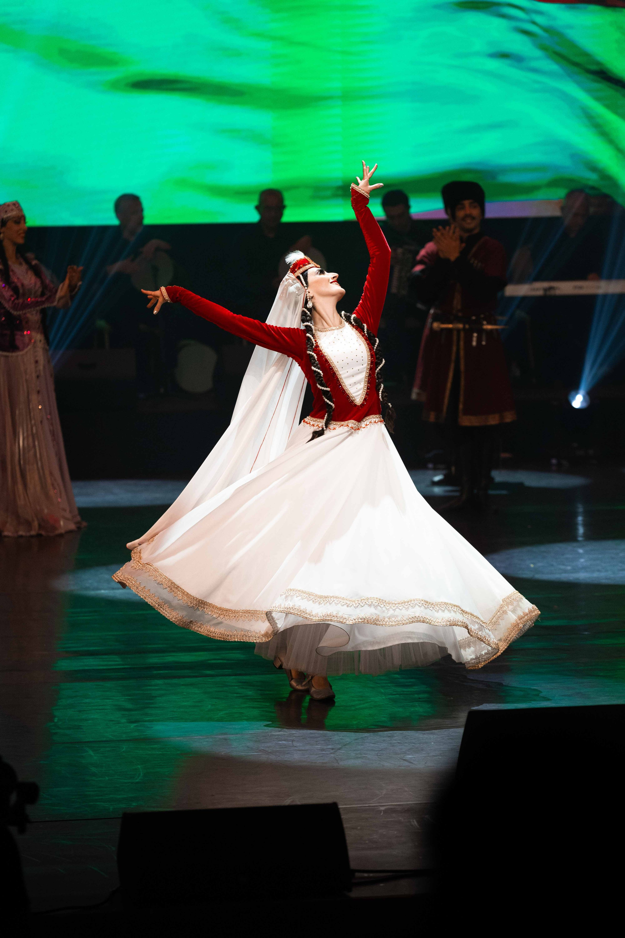 STATE DANCE ENSEMBLE. Wedding&Event photographer Ismail Rzayev in Baku
