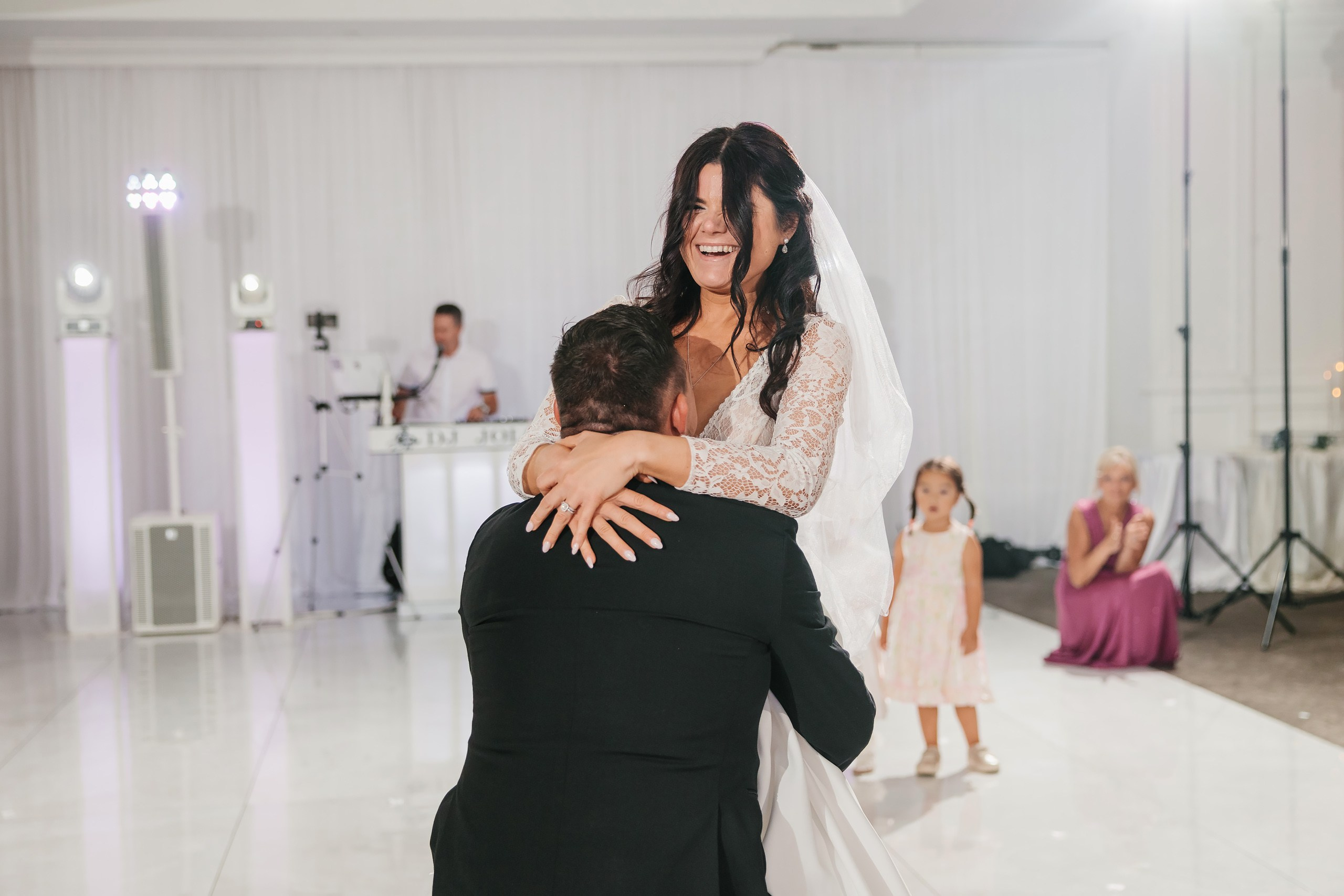 31.08.2024 Wedding. Wedding family event photographer in Chicago Nick Yushevich