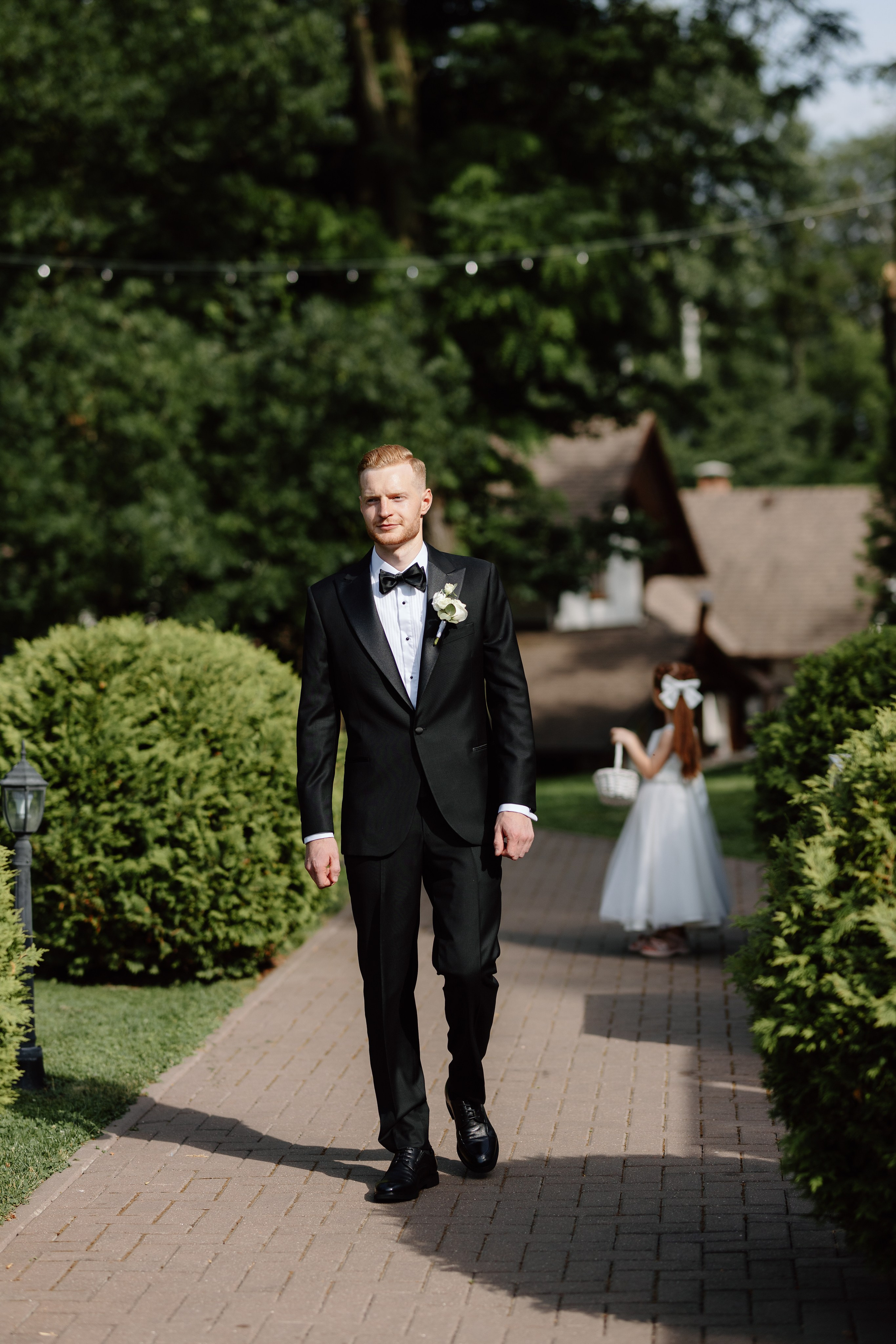 Corina & Dumitru. Main