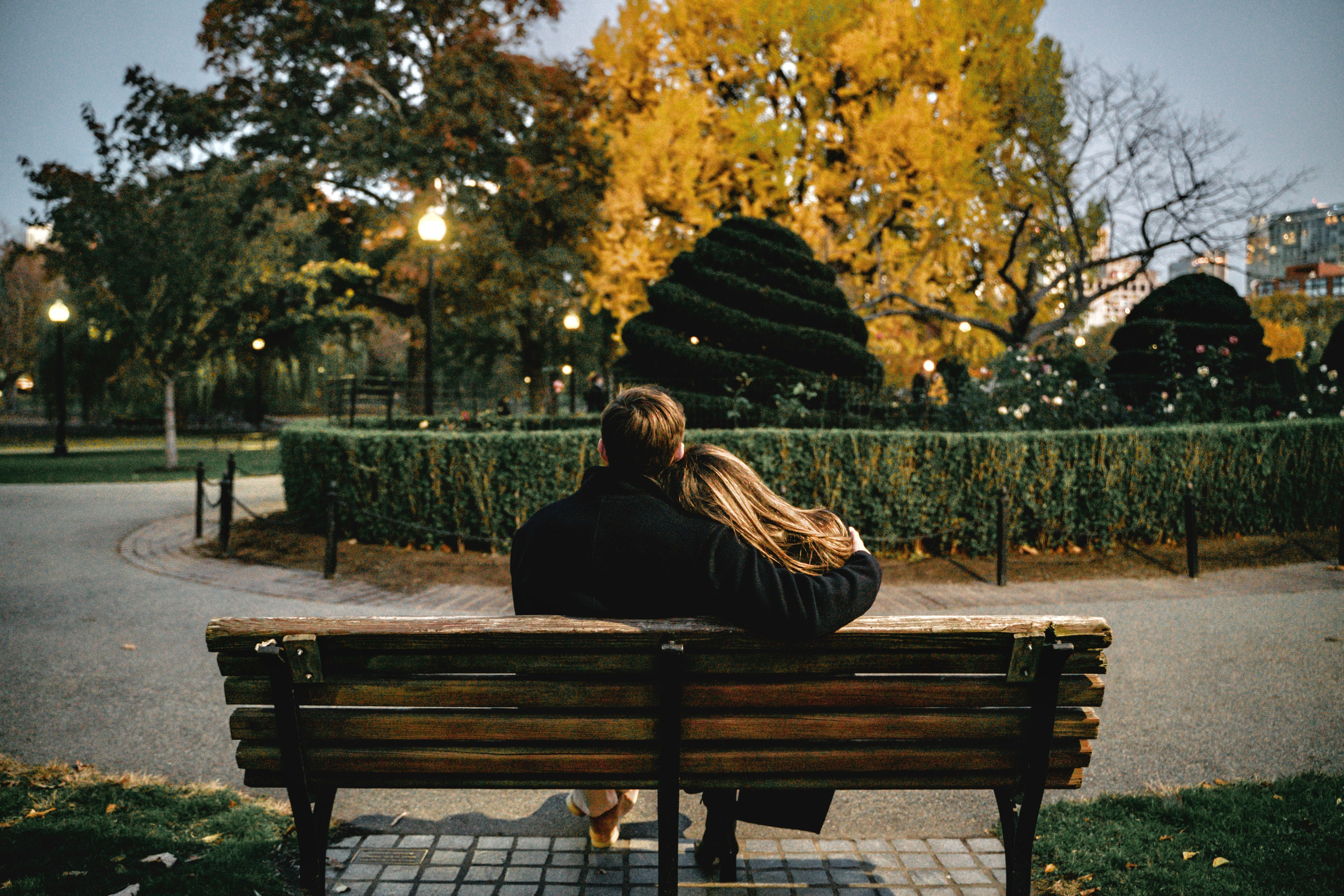 Ryan and Monica at Boston Public Garden. Stefanovich Photography | Boston, MA