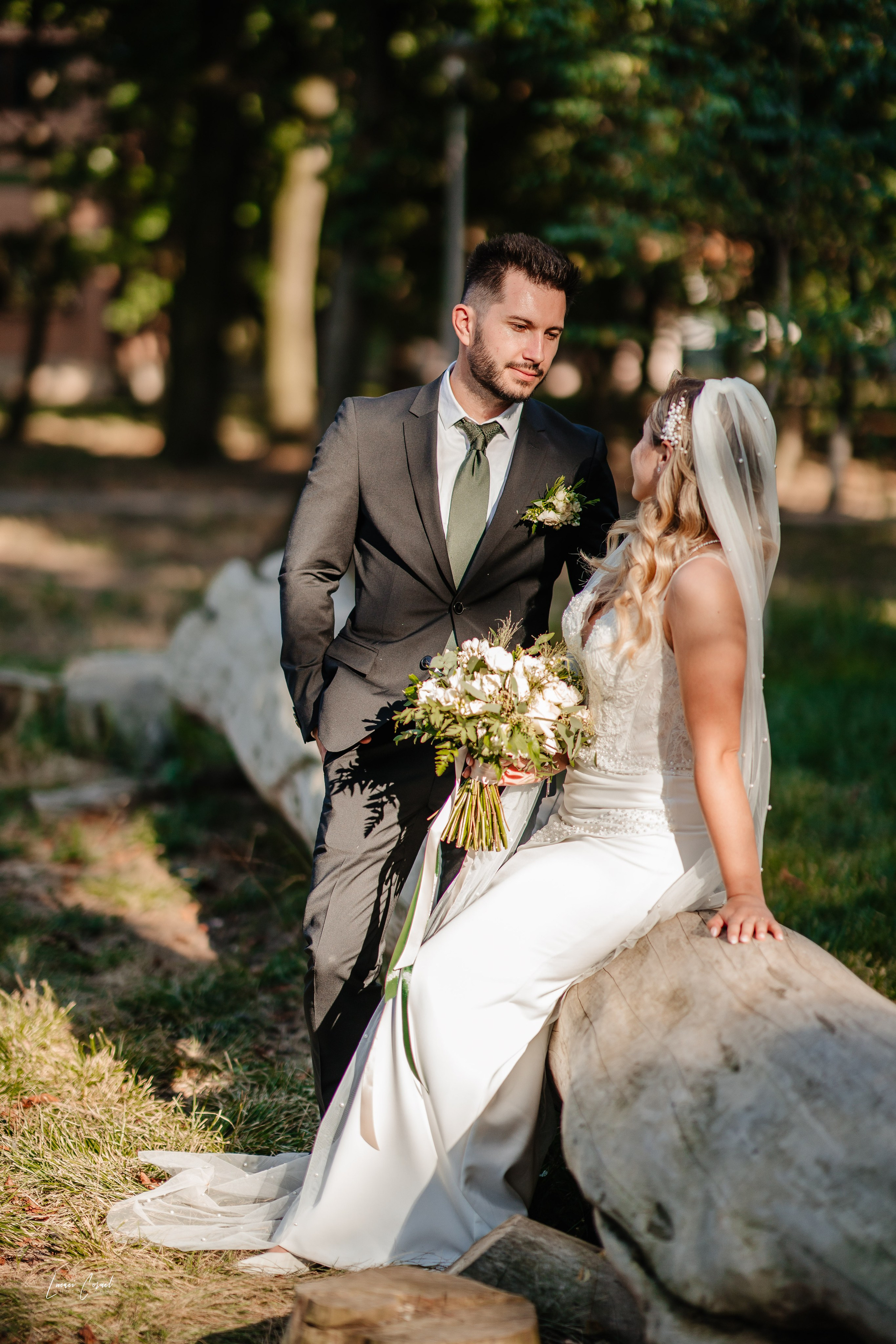 Diana & Cătălin – Nuntă clasică și rafinată. Fotograf de nuntă, corporate, botezuri, majorate și aniversări Roman, Lucaci Cornel